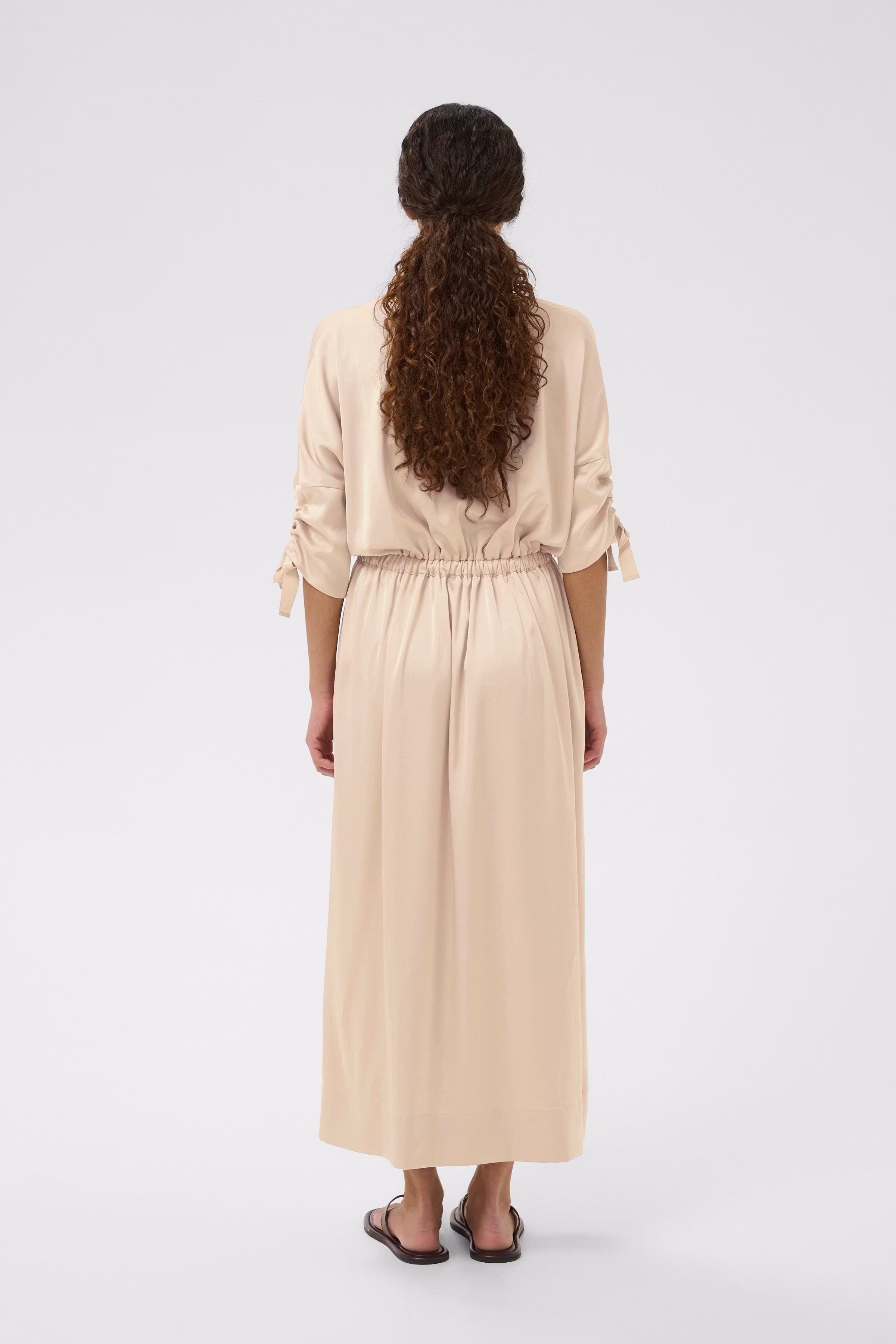 LAKEIW Wrap Kleid LOOKBOOK BACK 30112368-130403