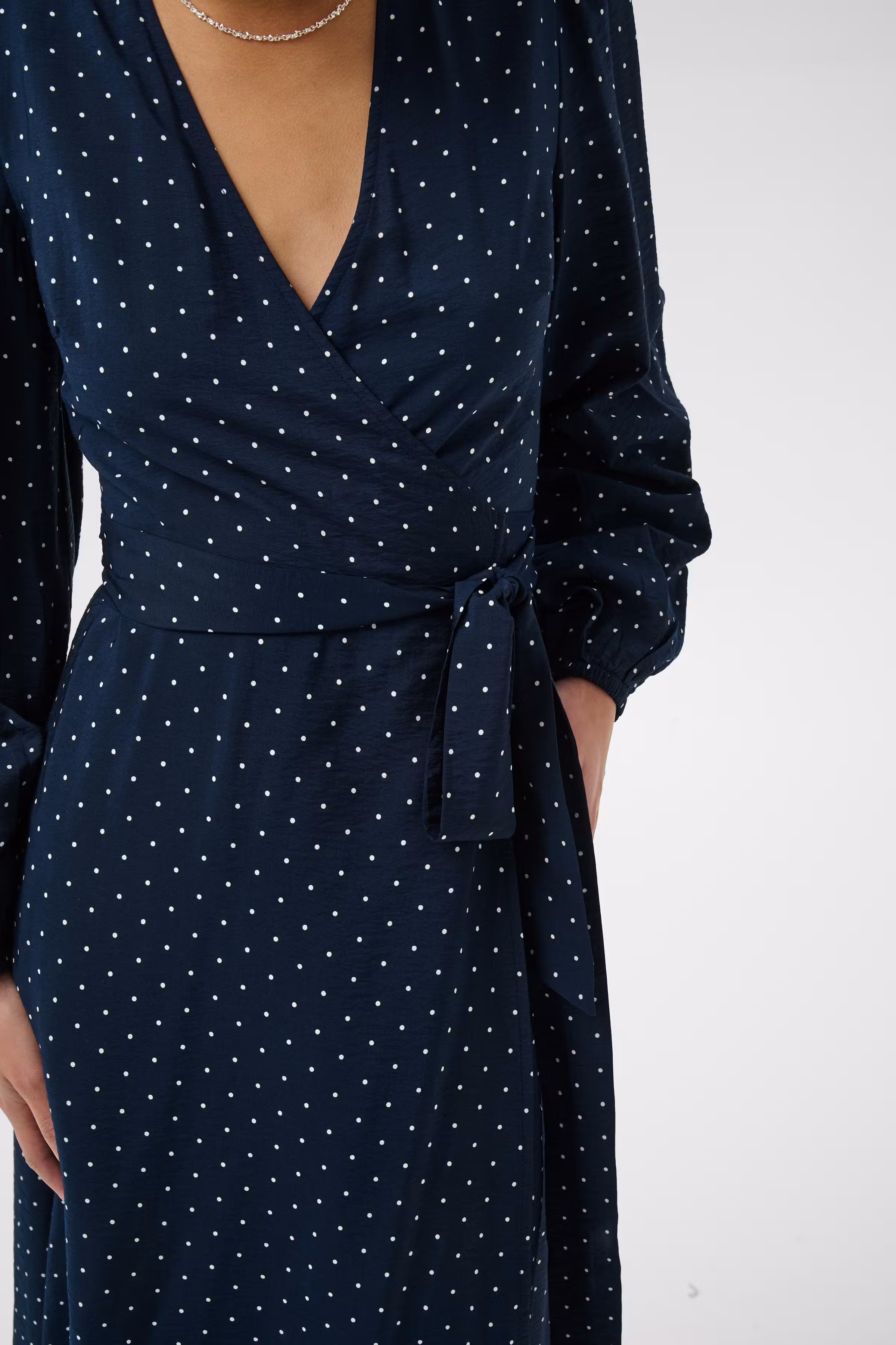 KAelsie Dress LOOKBOOK DETAIL 10513188-1000861