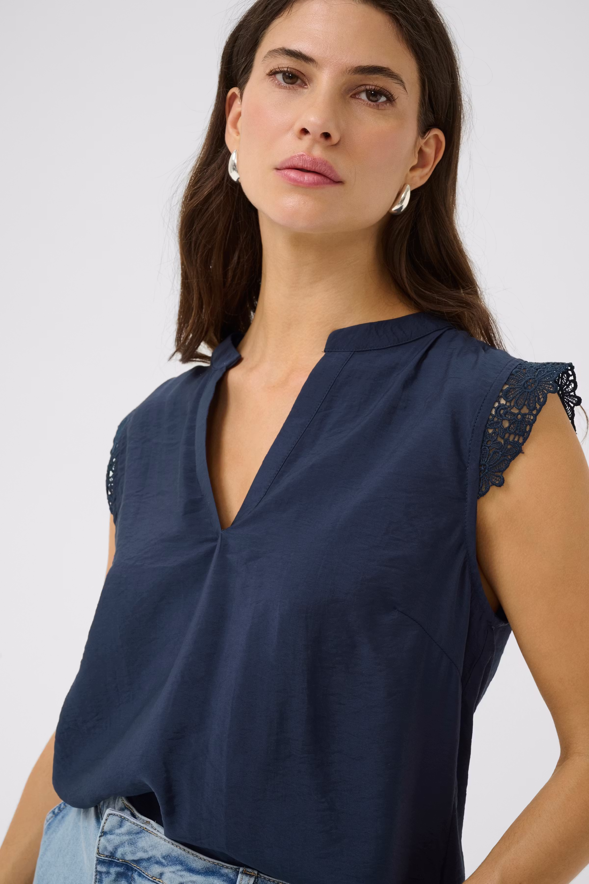 CRFrammy Bluse LOOKBOOK DETAIL 10613954-193923