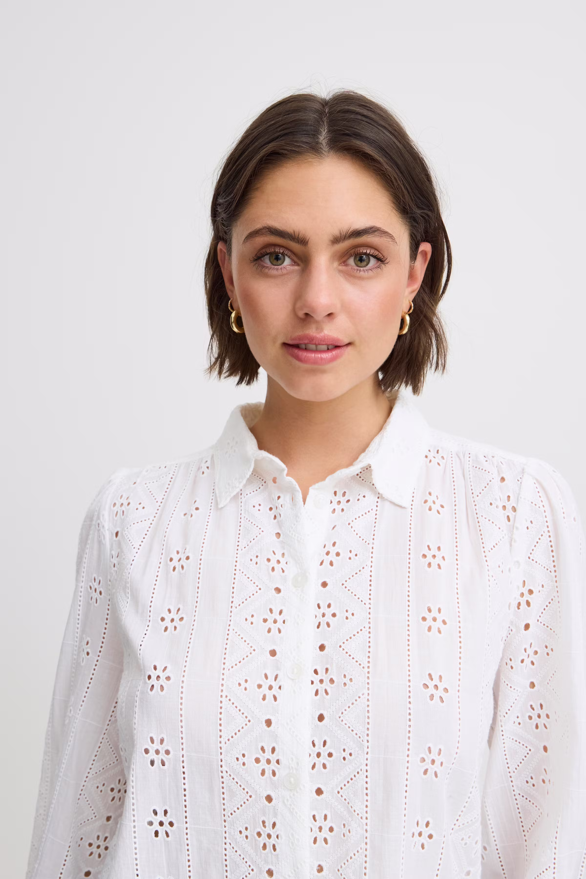 IRBEACE Skjorta LOOKBOOK DETAIL 20121269-110602