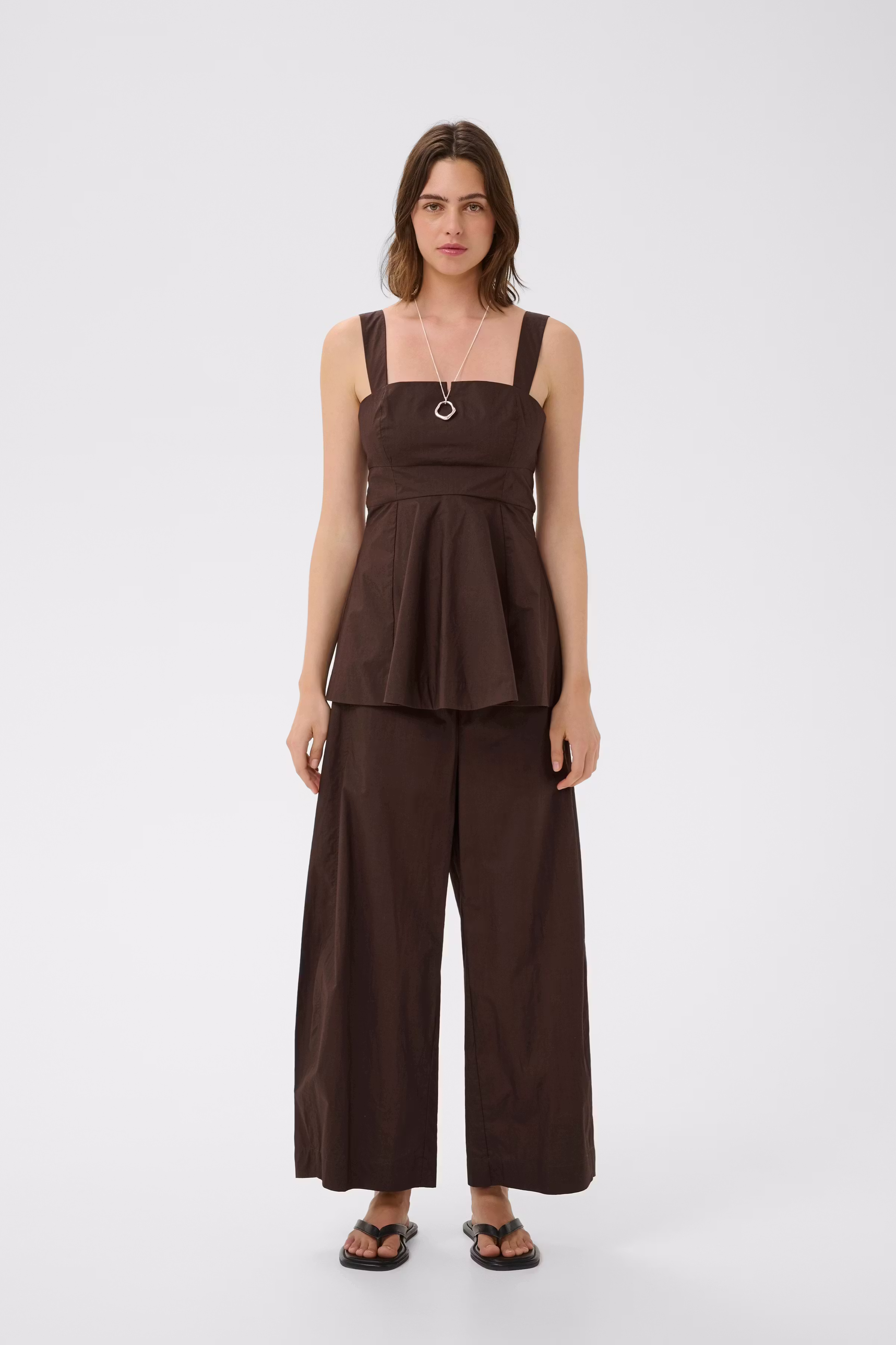 RAVENIW Poplin Broek LOOKBOOK FRONT 30112504-190915