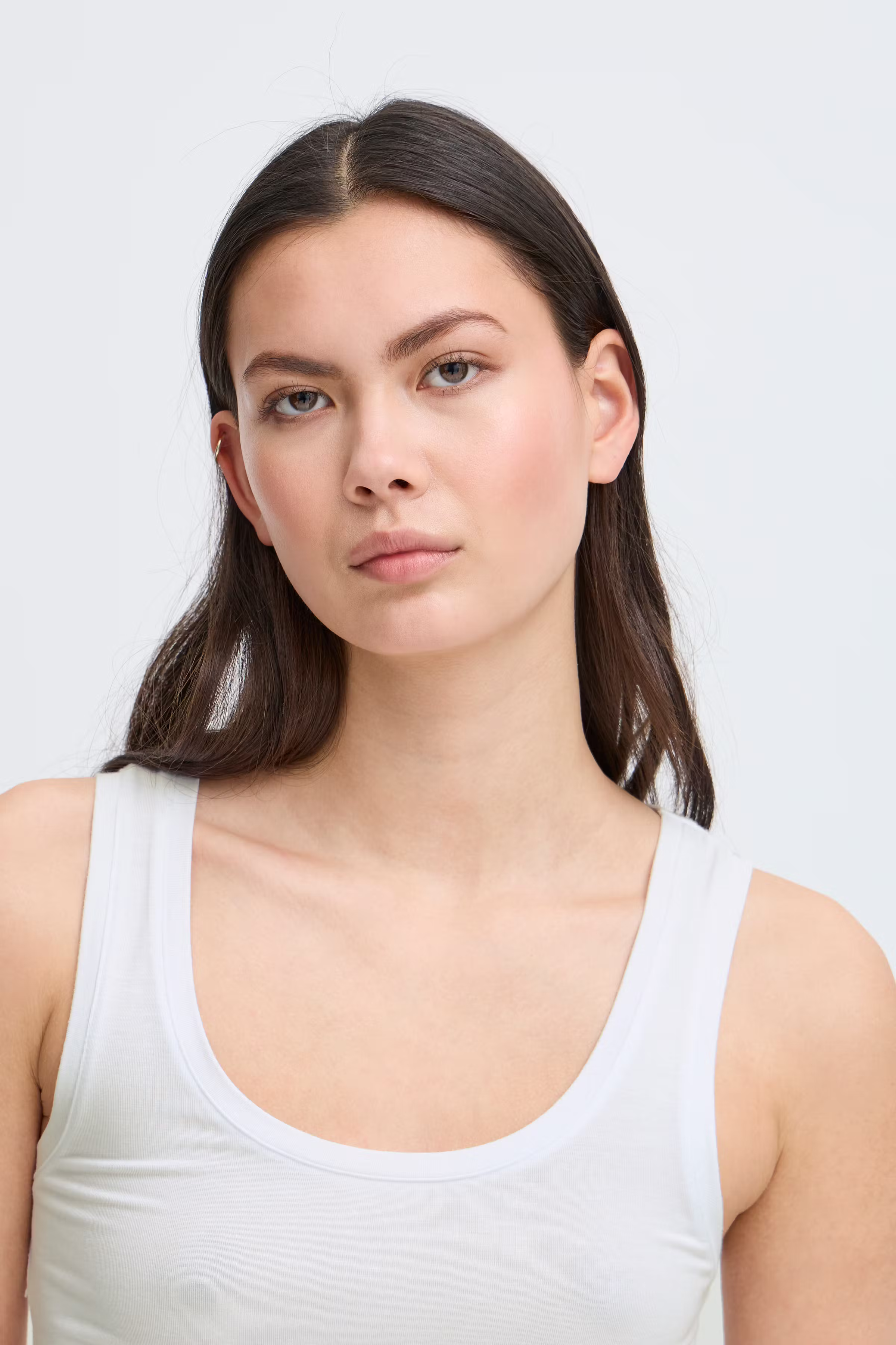 IHZOLA T-shirt LOOKBOOK DETAIL 20120347-10100