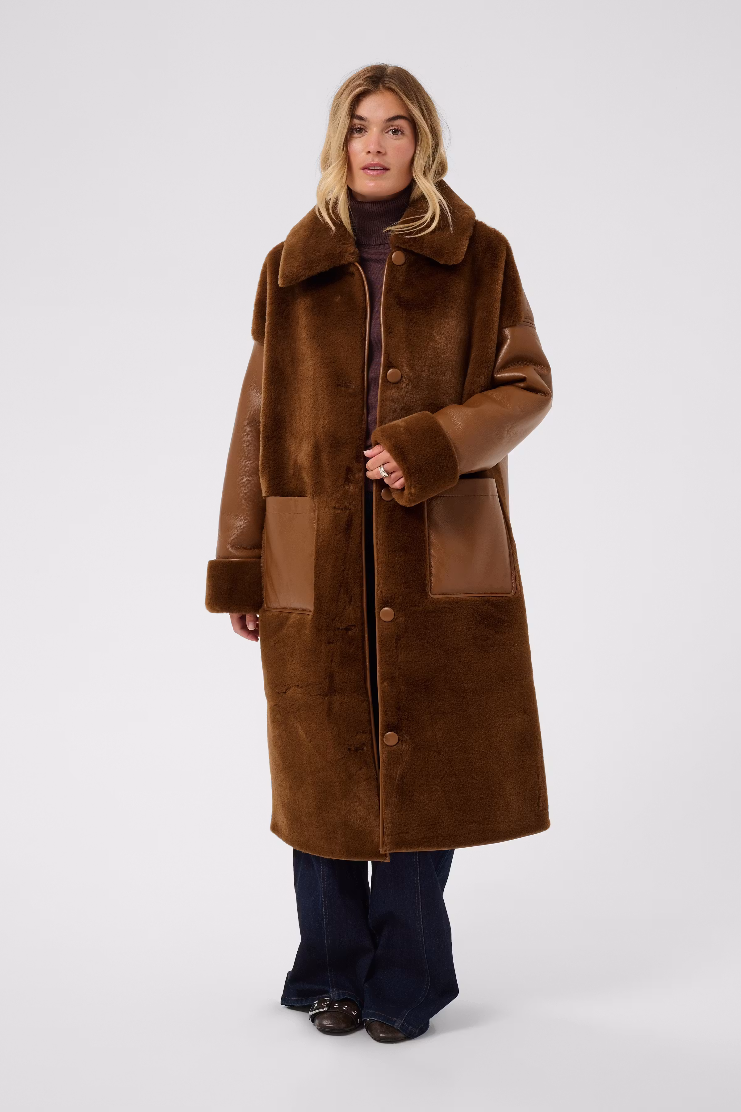SibillaSZ Jas LOOKBOOK FRONT 30515150-181027
