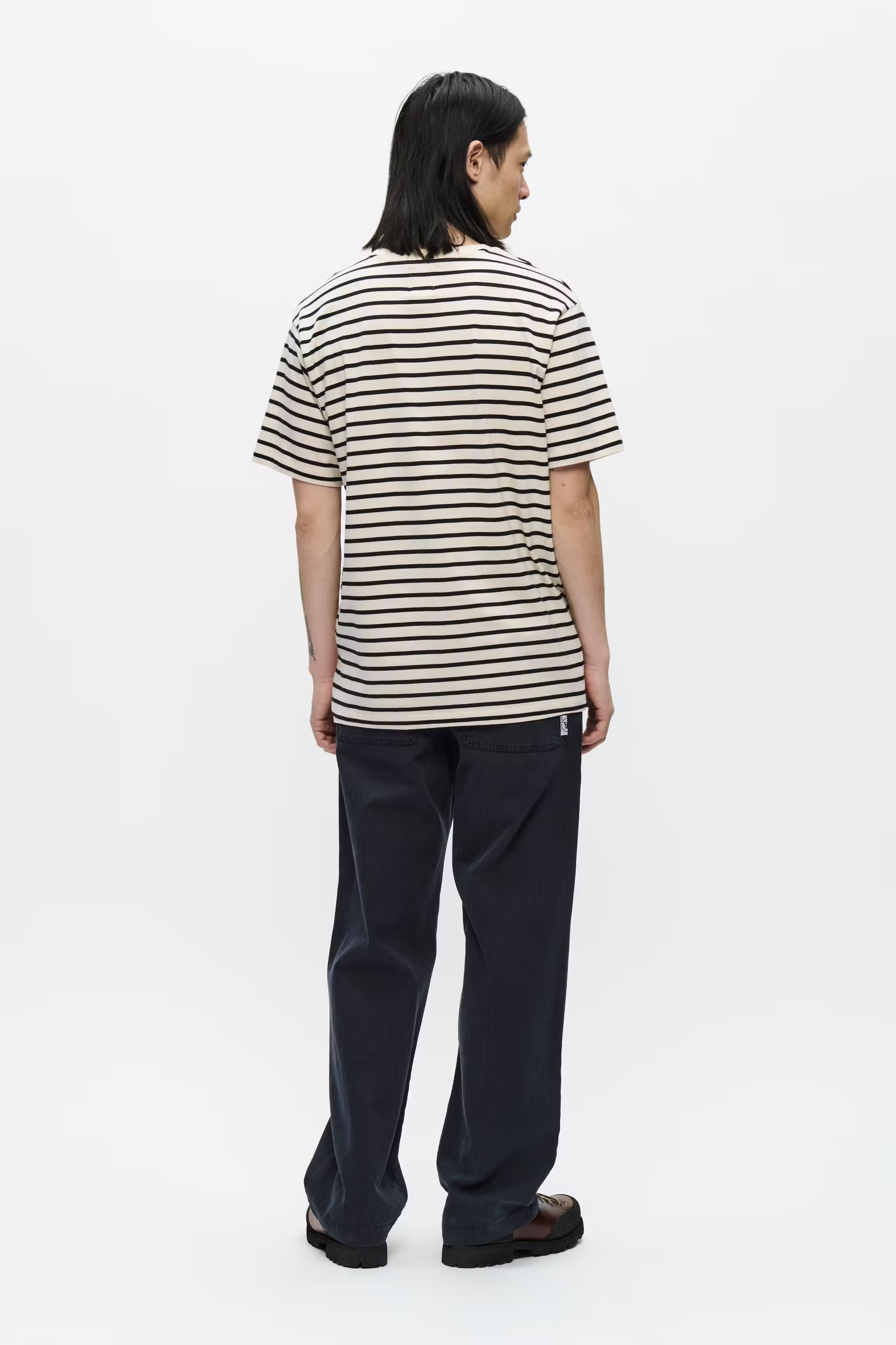WWAce Stripe T-shirt LOOKBOOK BACK 30251373-193911