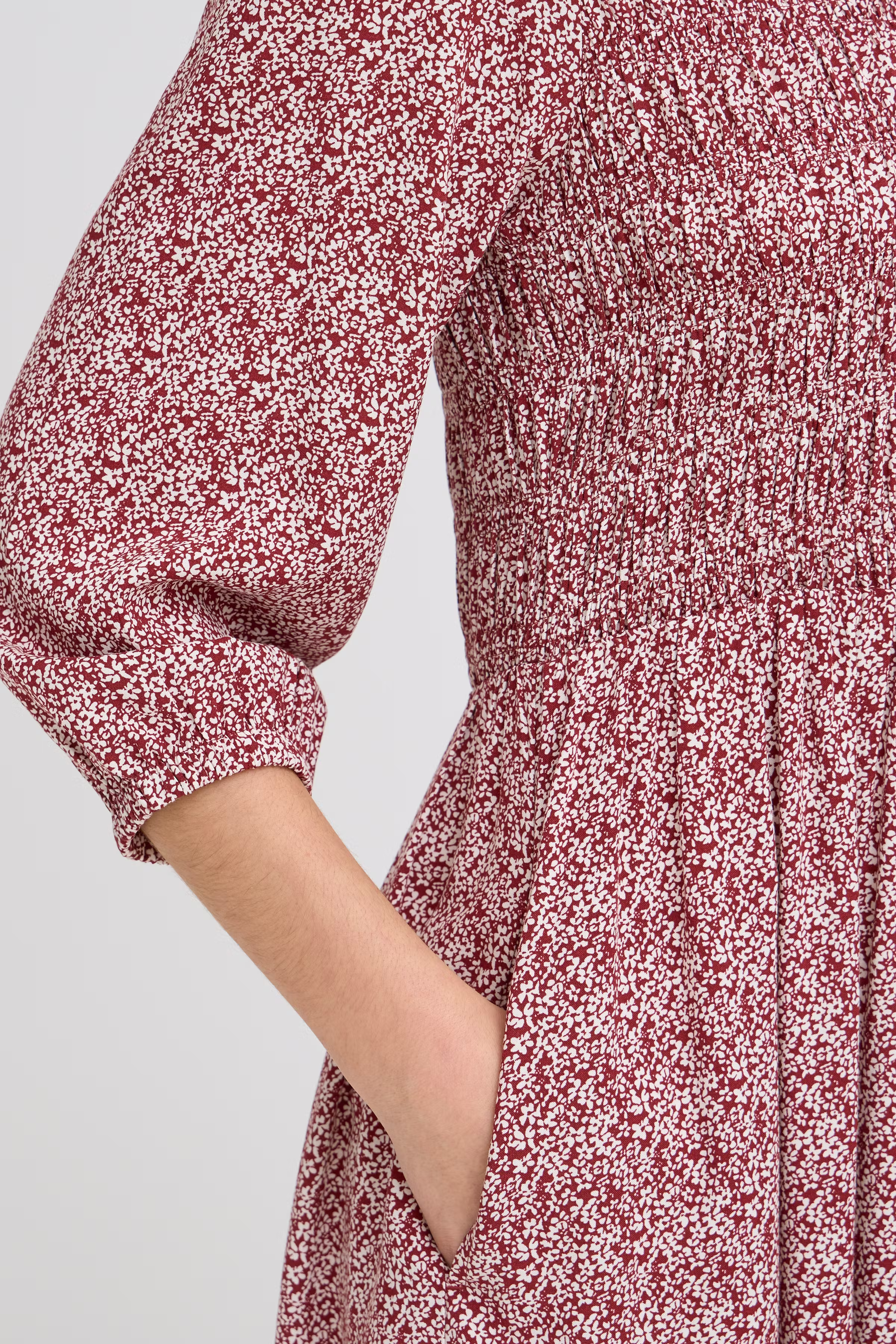 FRFLOWY Kjole LOOKBOOK DETAIL 20617393-900004659