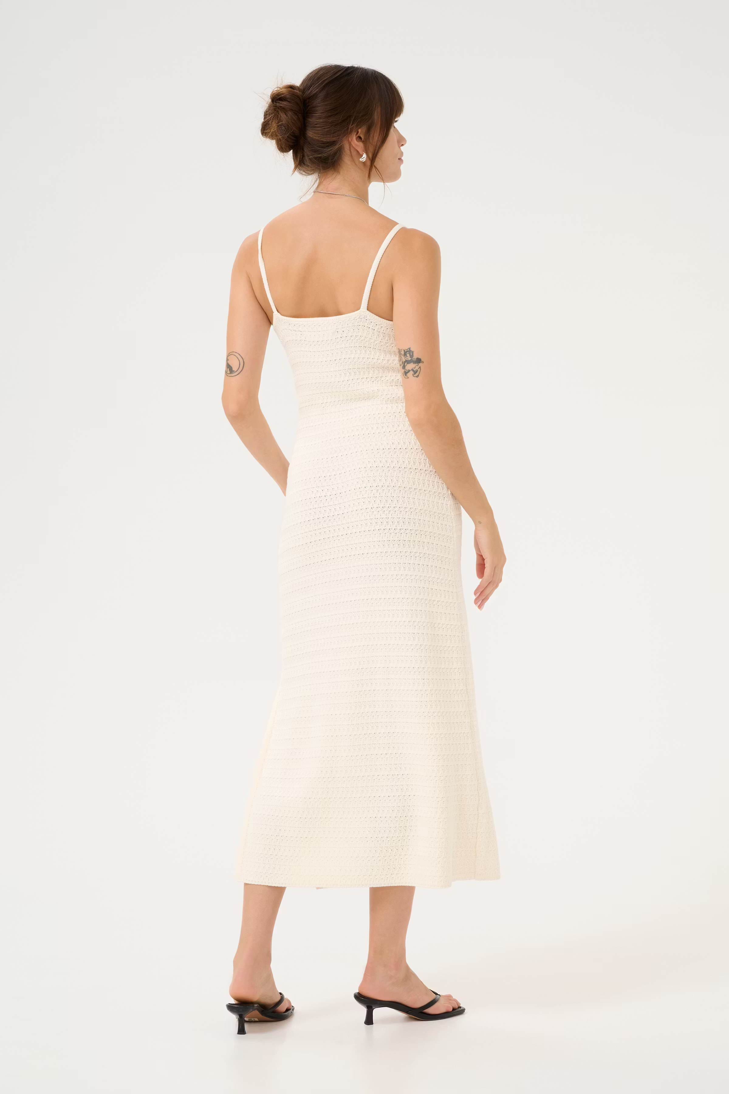 CUalicie Kleid aus Strick LOOKBOOK BACK 50111957-500013