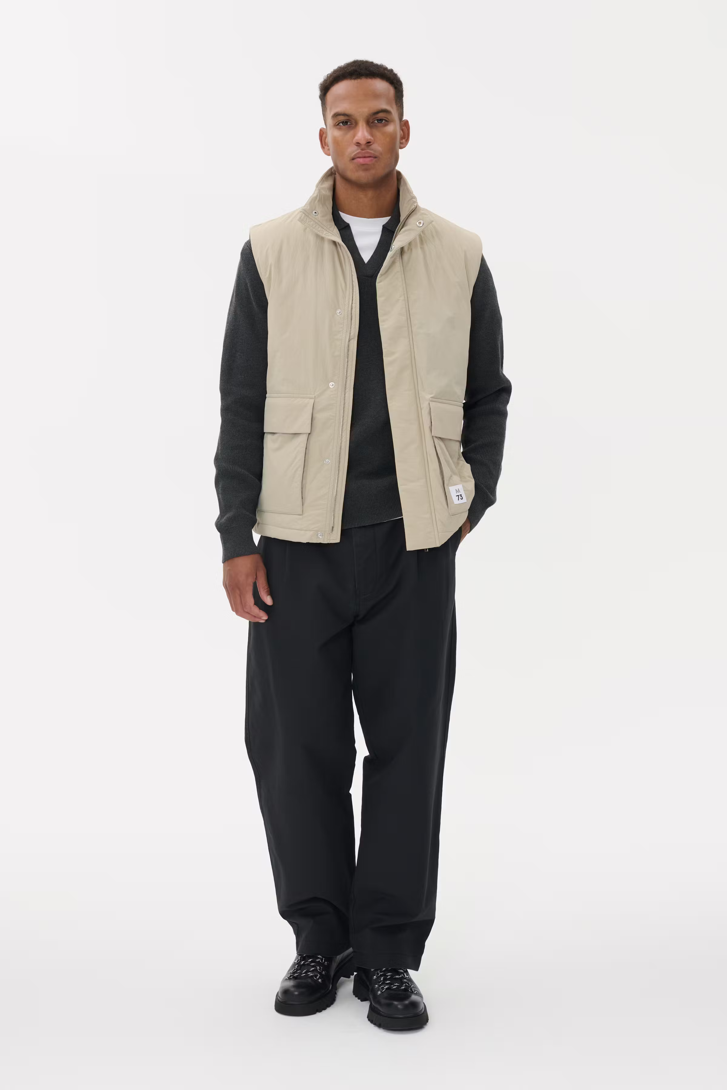 MAalejando Warm waistcoat LOOKBOOK FRONT 30207815-161105