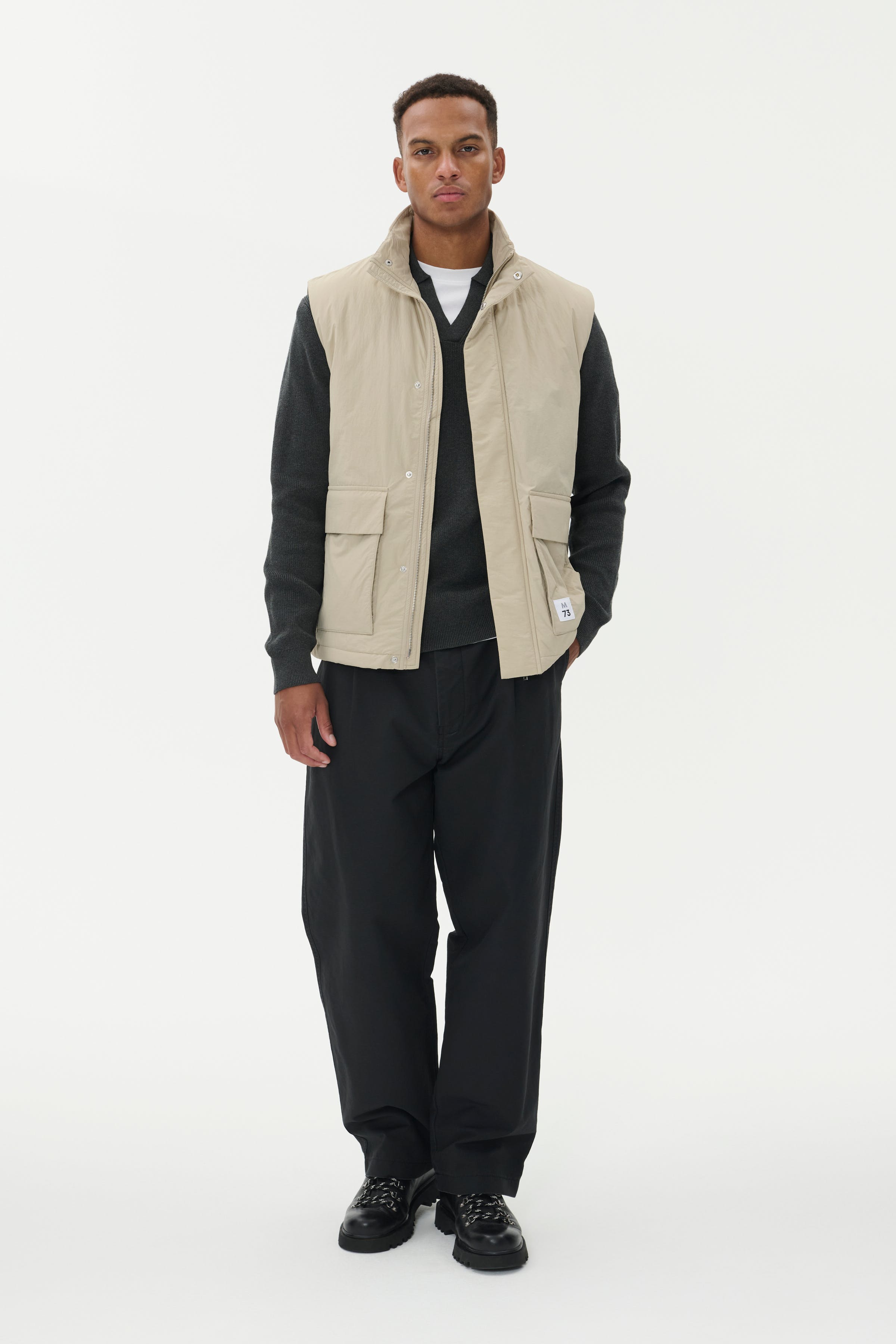 MAalejando Warm waistcoat LOOKBOOK FRONT 30207815-161105