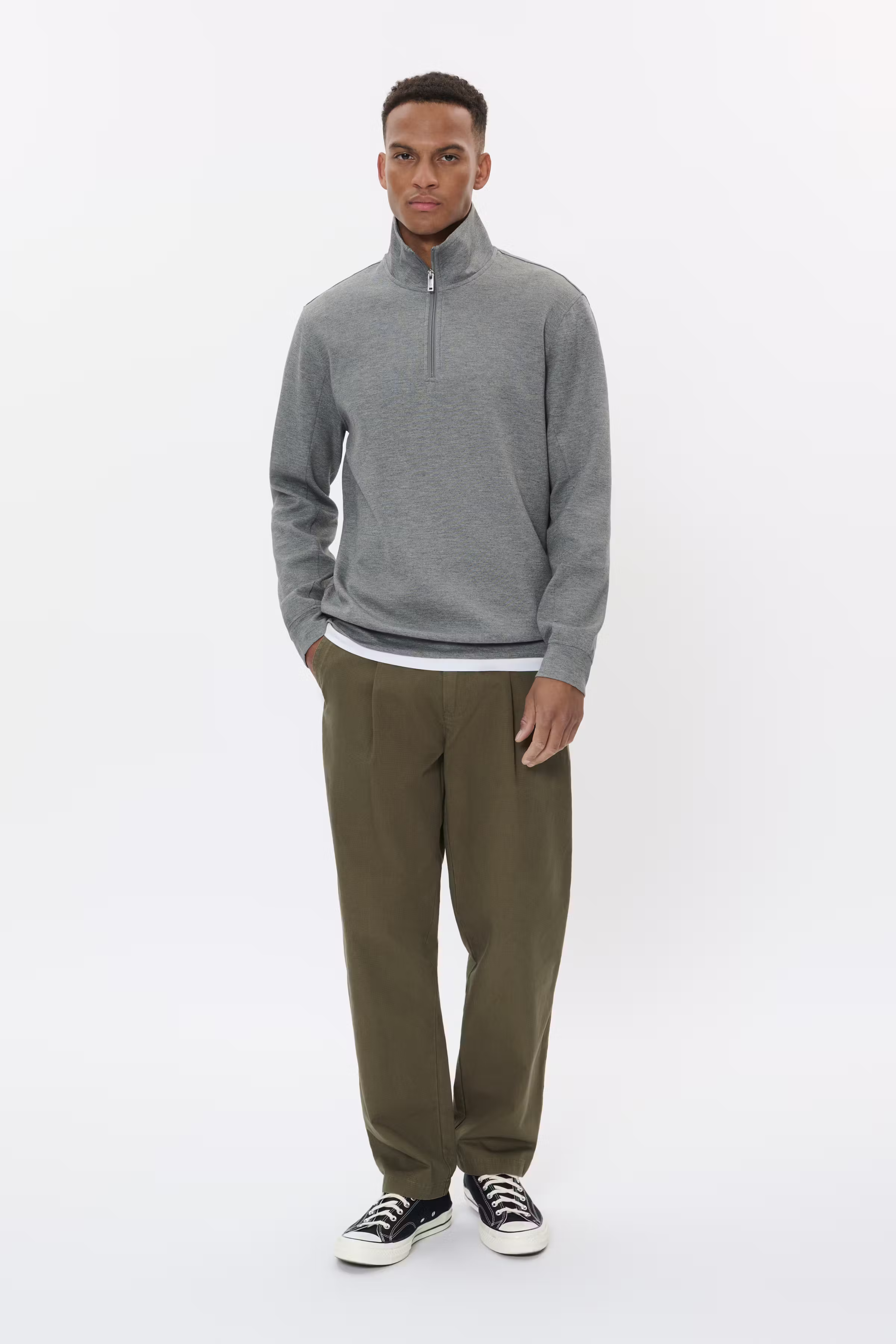 MAkade Pullover LOOKBOOK FRONT 30207518-300271