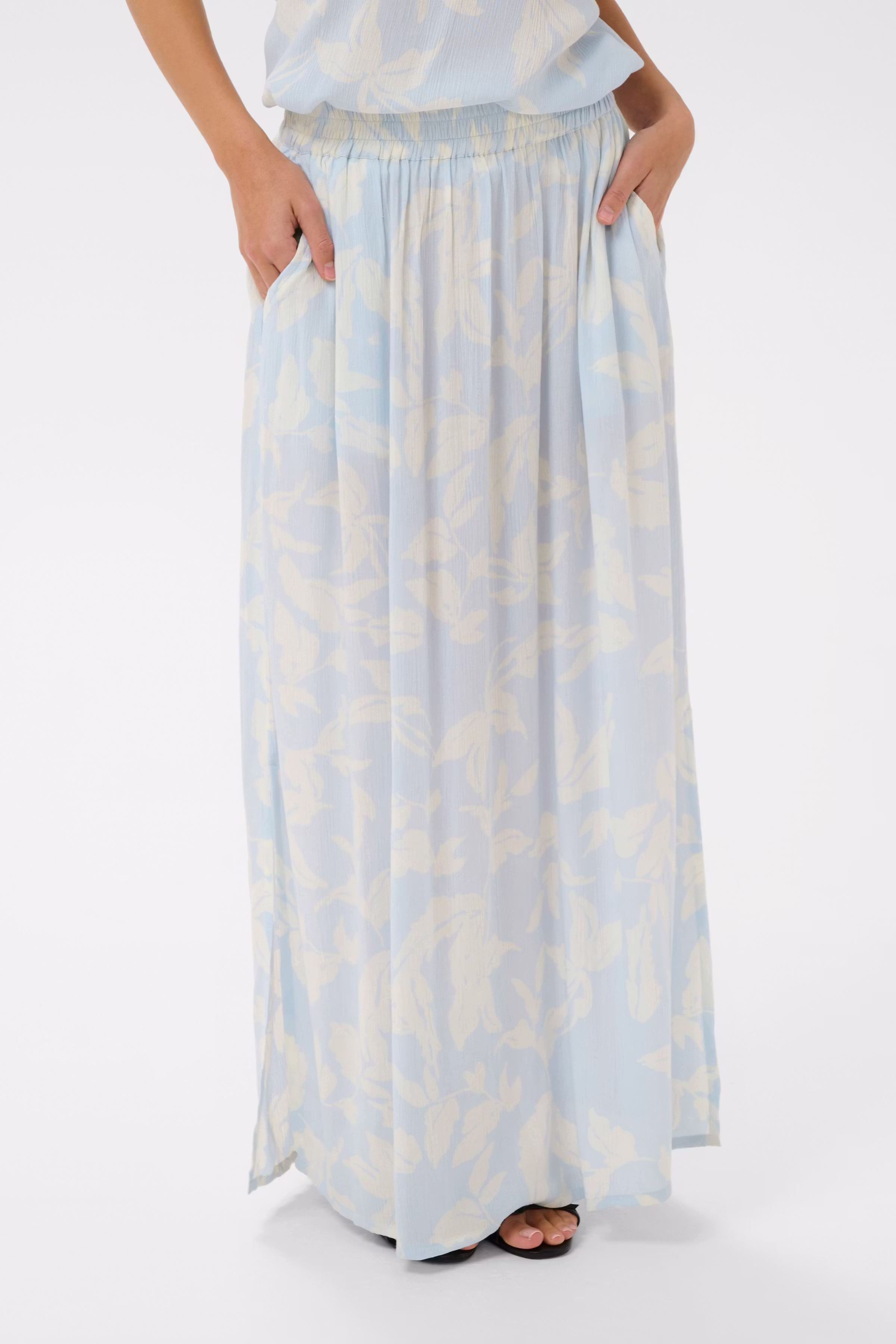 KAedita Skirt LOOKBOOK DETAIL 10509813-109547