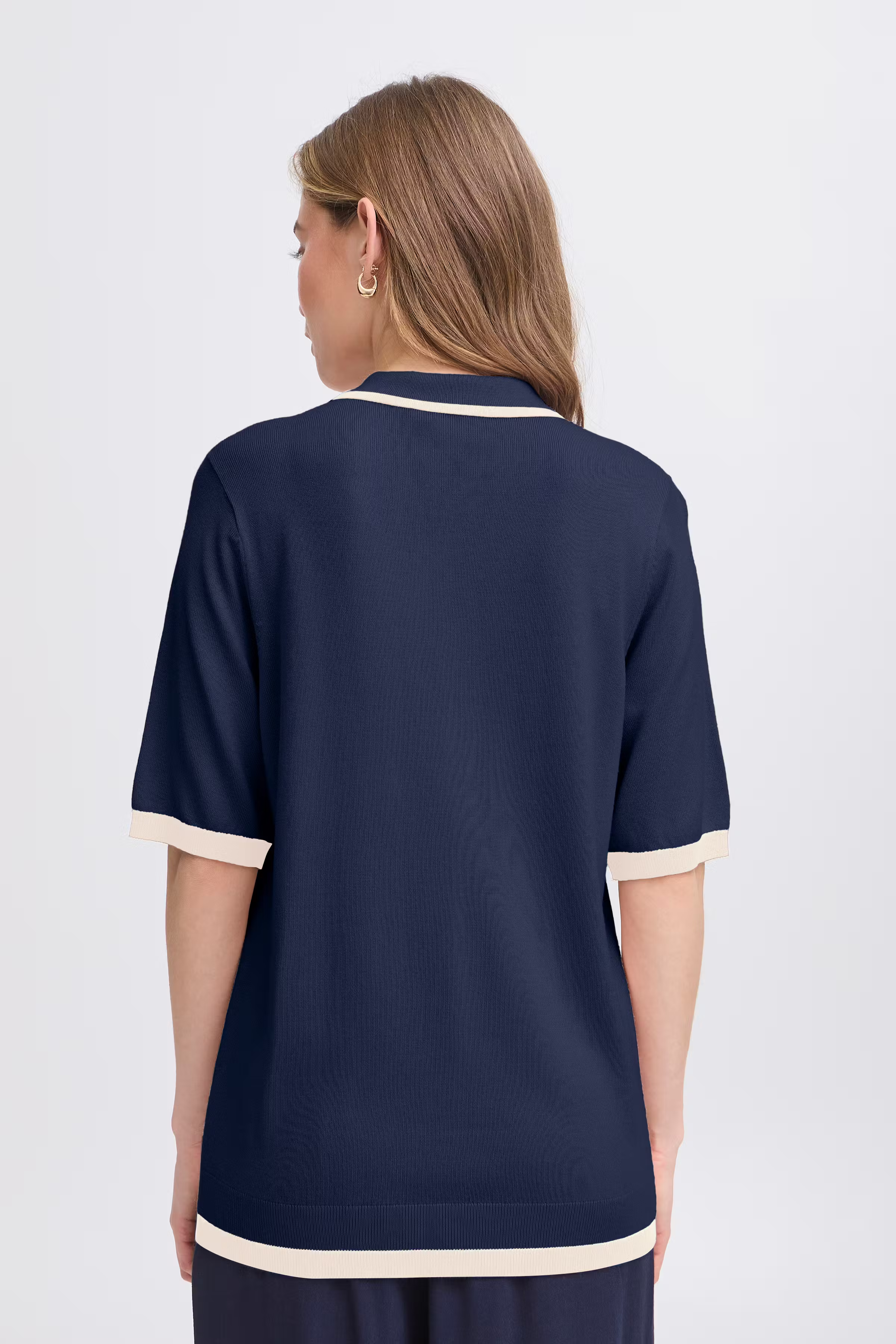 FRCONTRAST Pullover LOOKBOOK BACK 20616244-193923