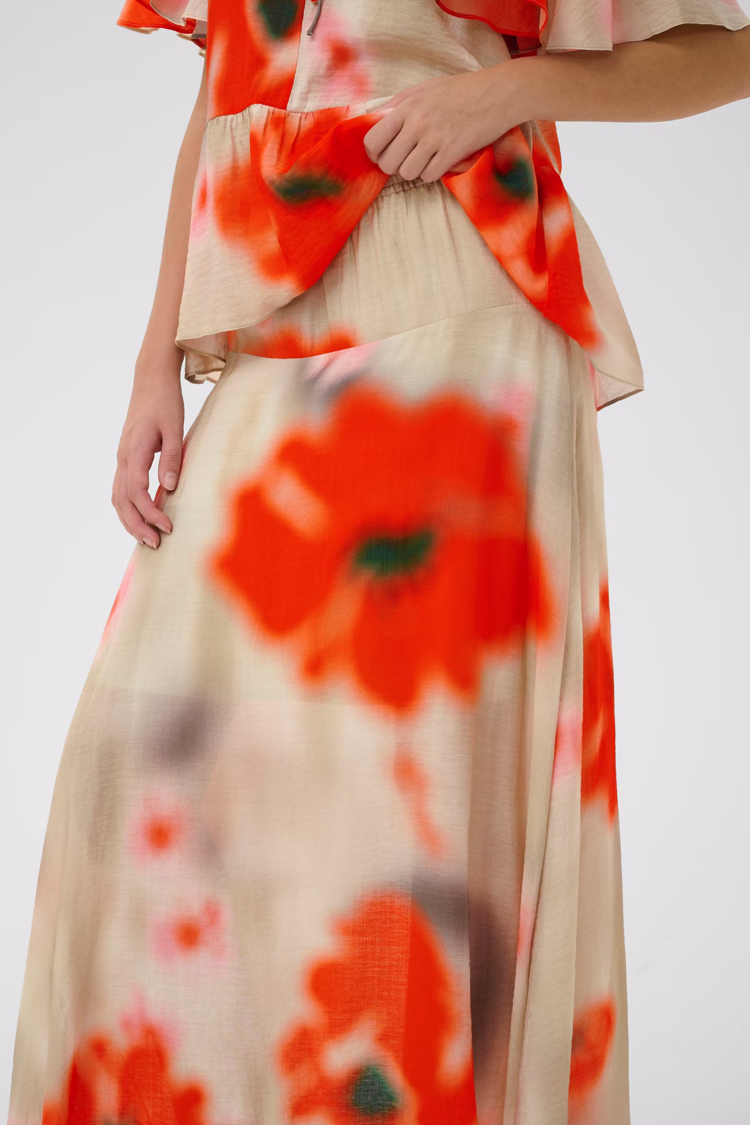 REAGANIW Skirt LOOKBOOK DETAIL 30112515-900006692