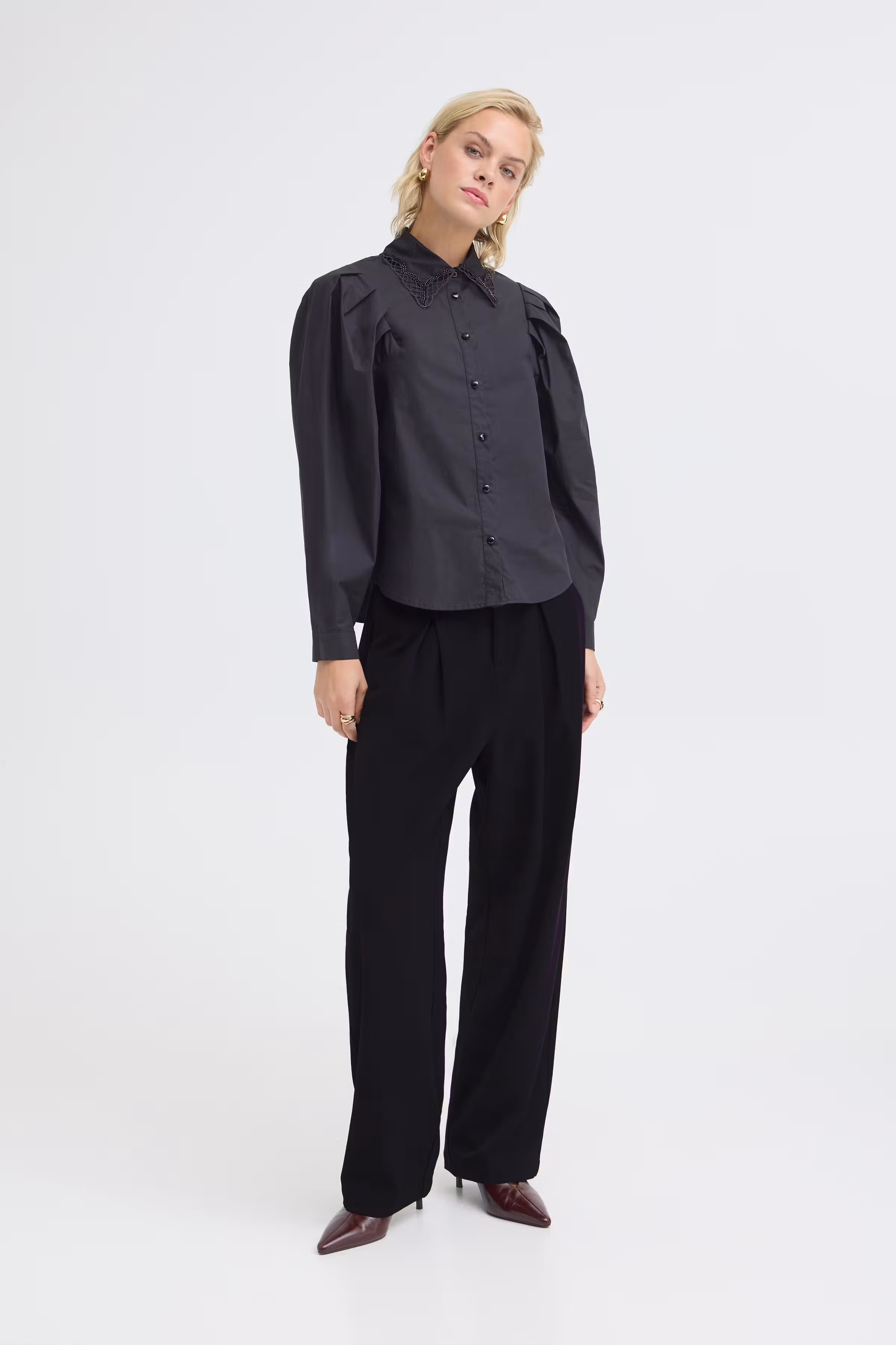 LEONORA Trousers LOOKBOOK FRONT 50210973-193911