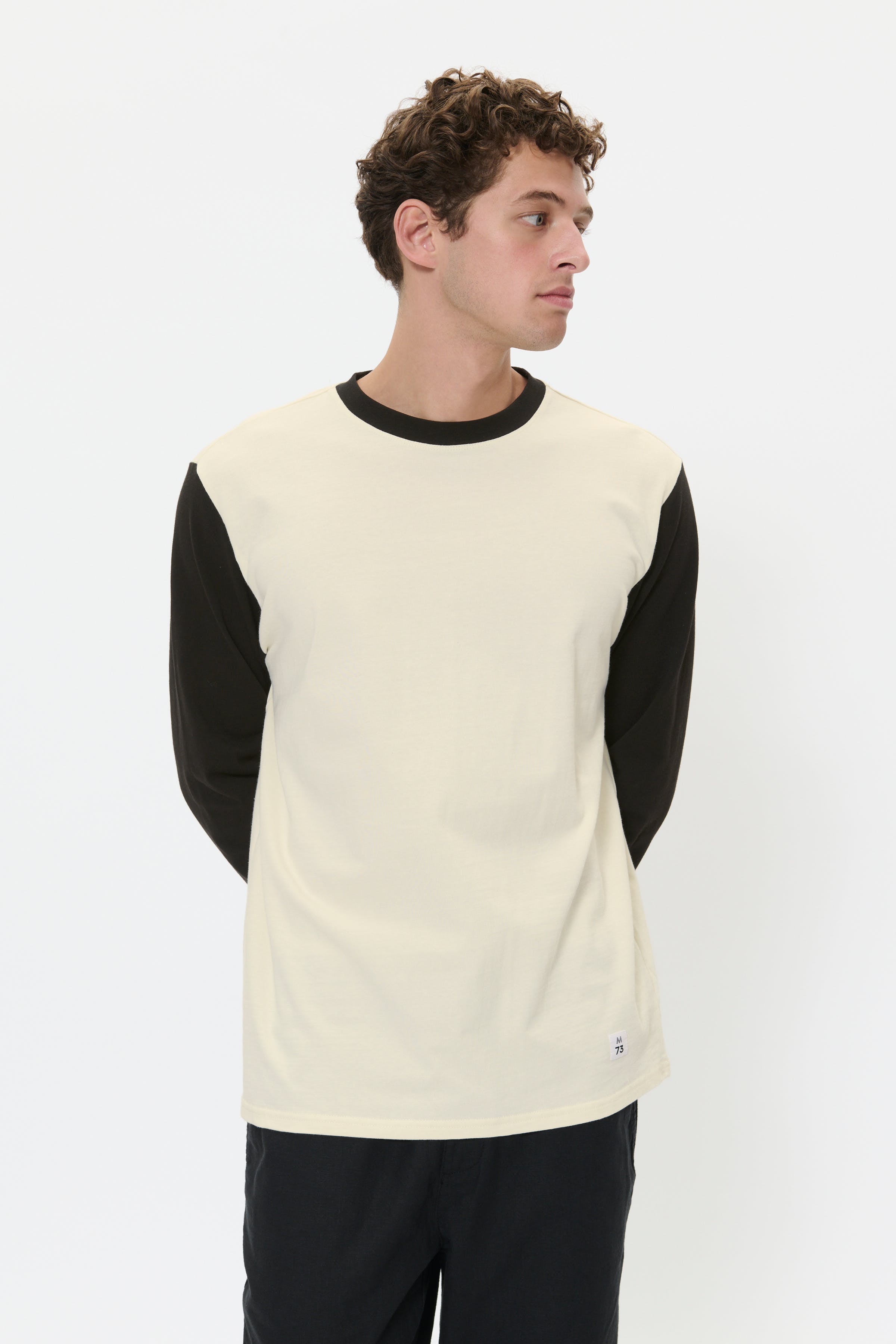 MAhudson T-shirt LOOKBOOK FRONT 30207829-303538