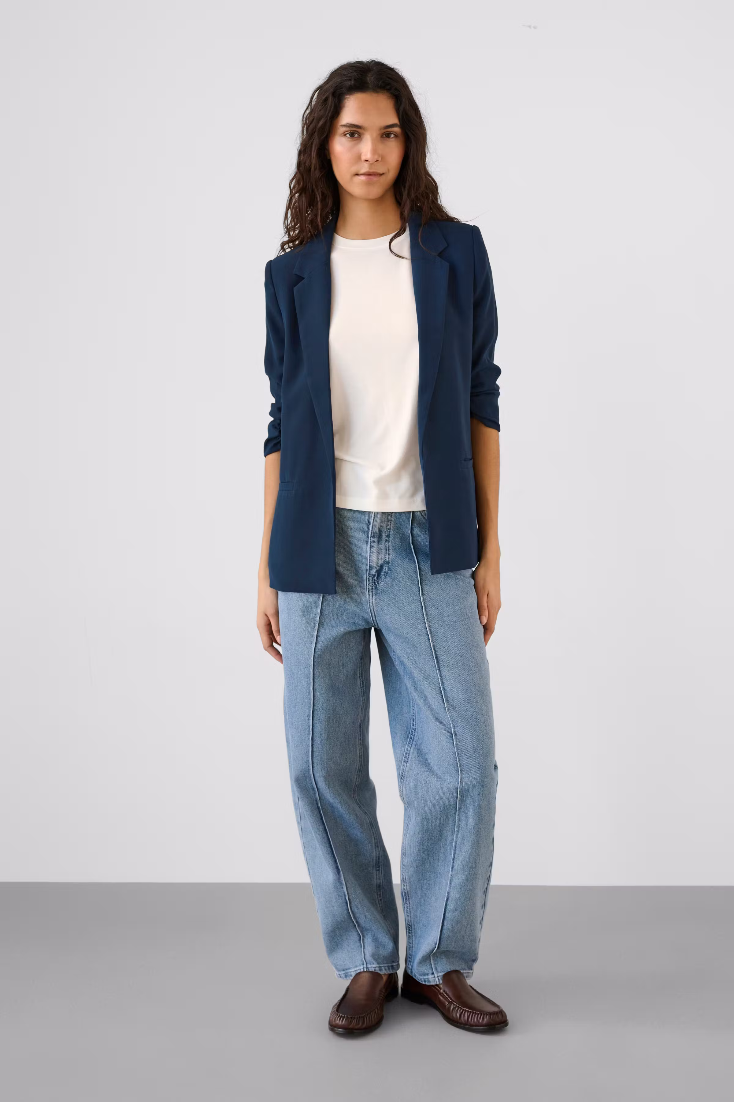 SLShirley Blazer LOOKBOOK FRONT 30403608-42022