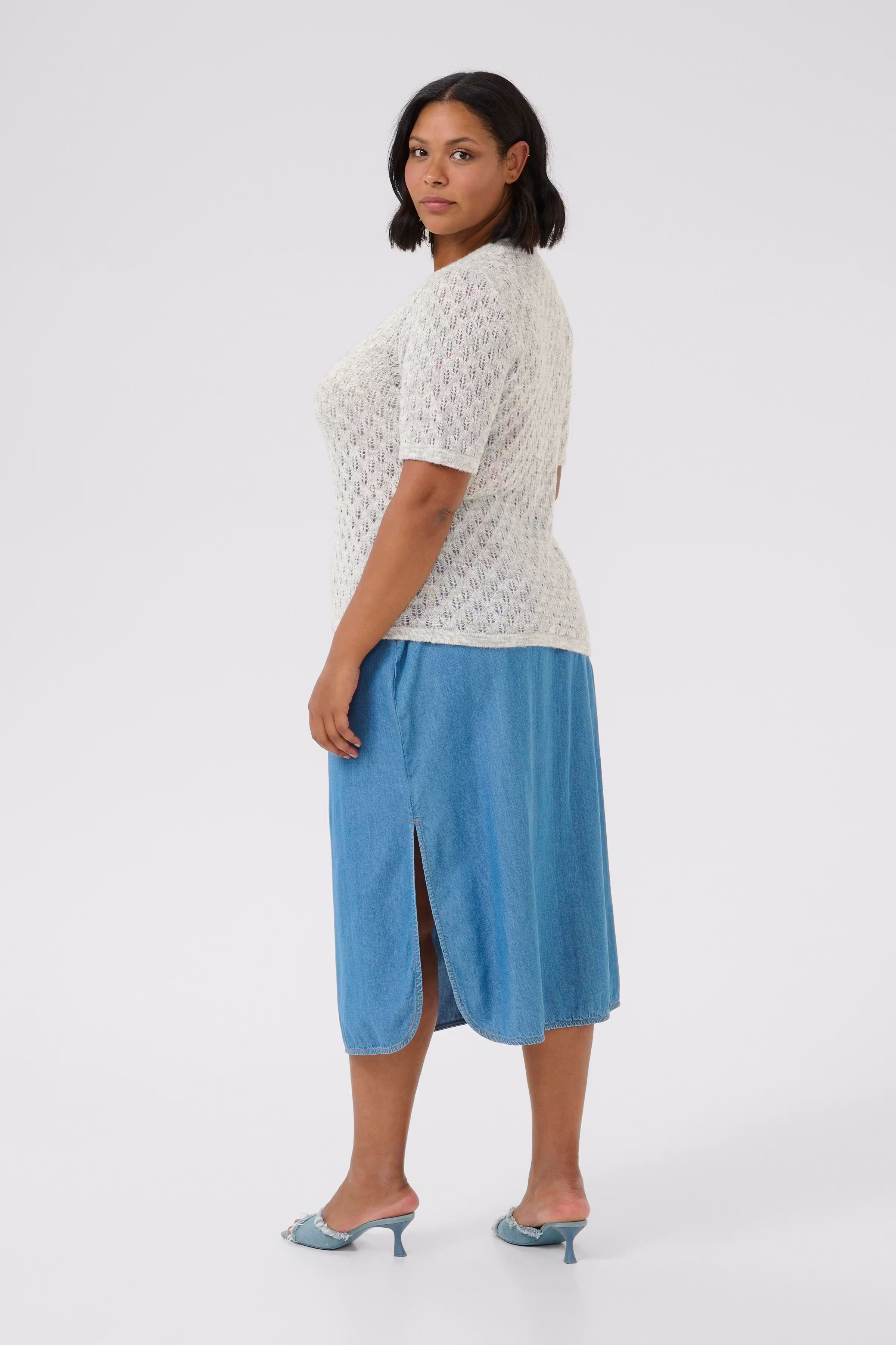 KCloura Pullover LOOKBOOK BACK 10583481-100126