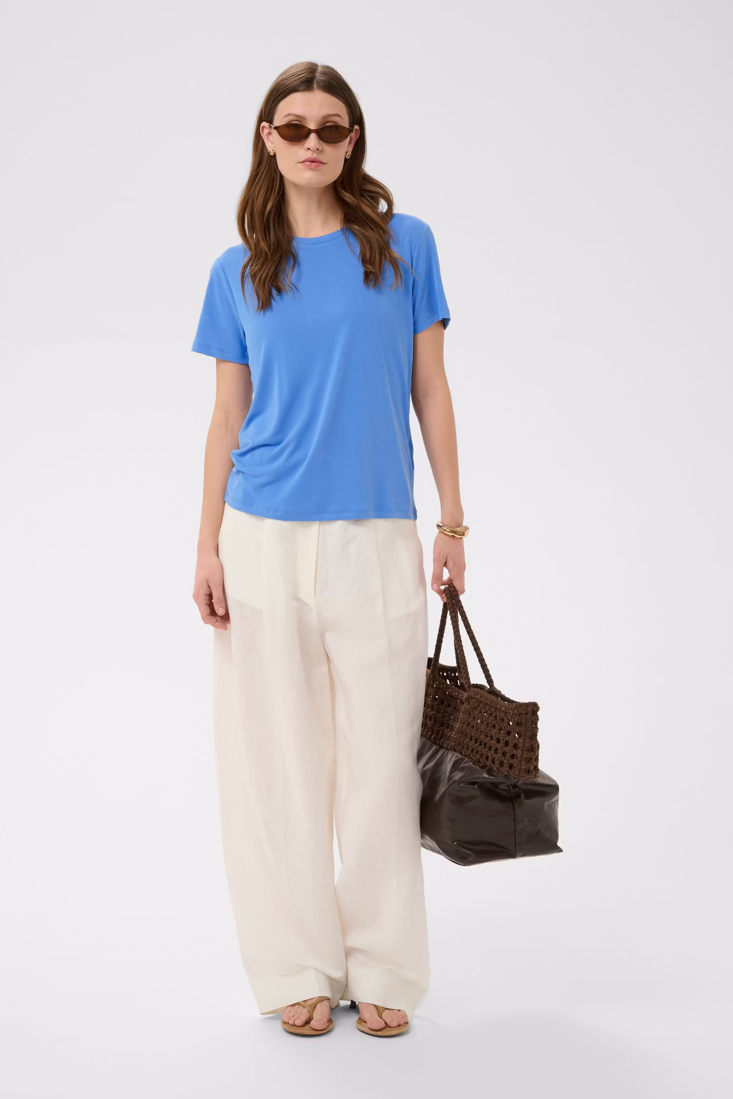 SLColumbine T-shirt LOOKBOOK FRONT 30404678-184039