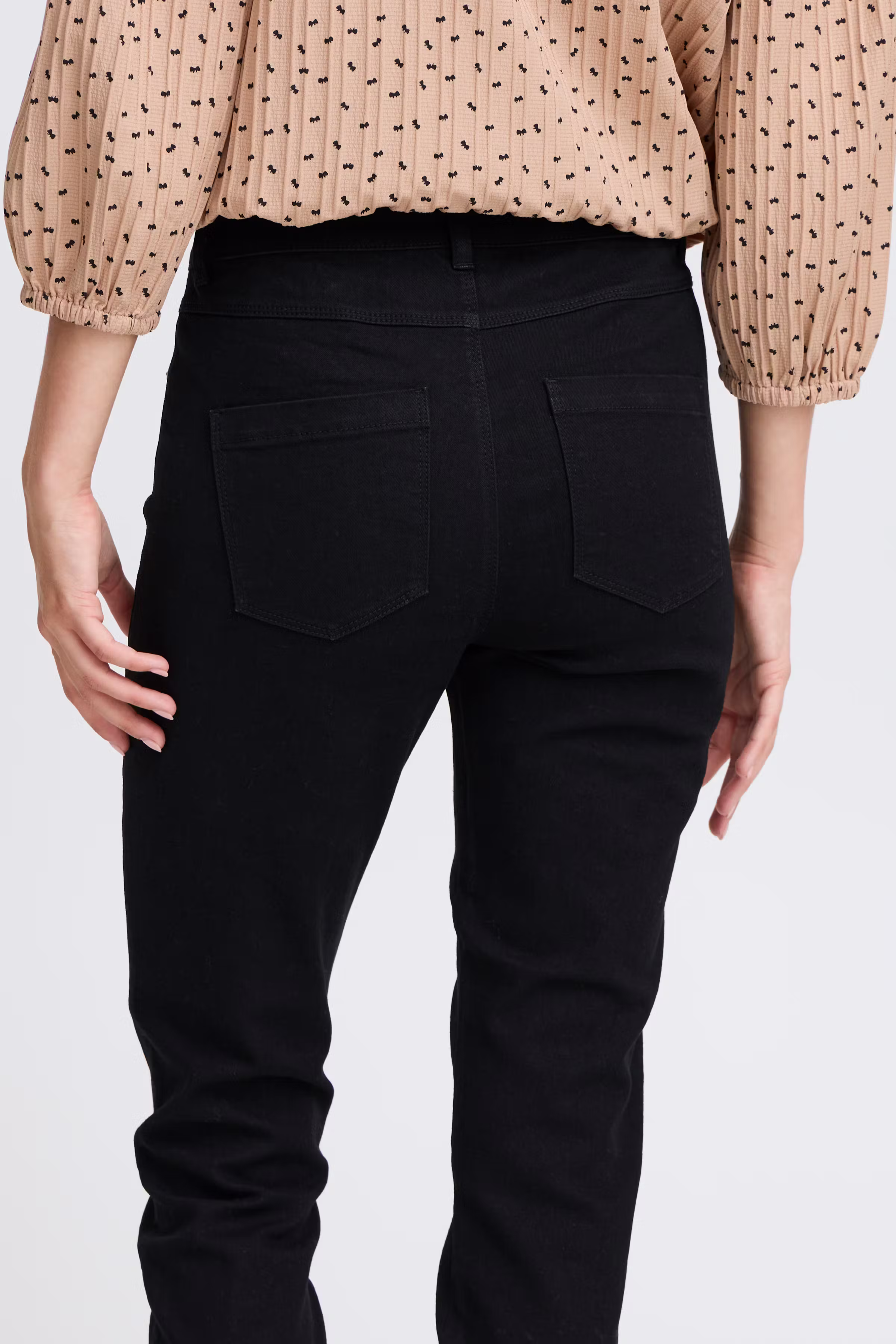 BYKAFKA Jeans LOOKBOOK DETAIL 20816174-200465