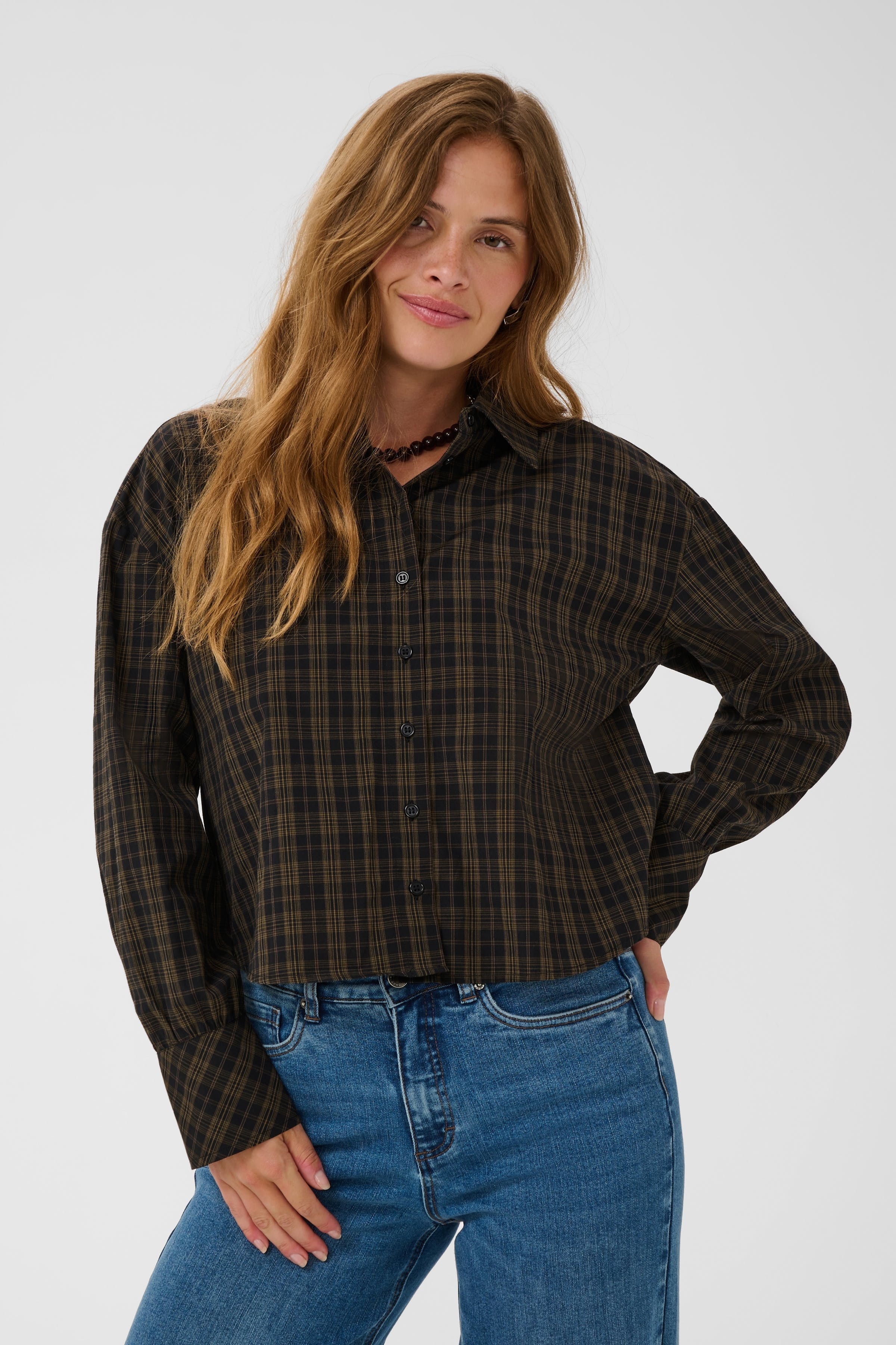 KAhelie Skjorta LOOKBOOK FRONT 10512396-110078