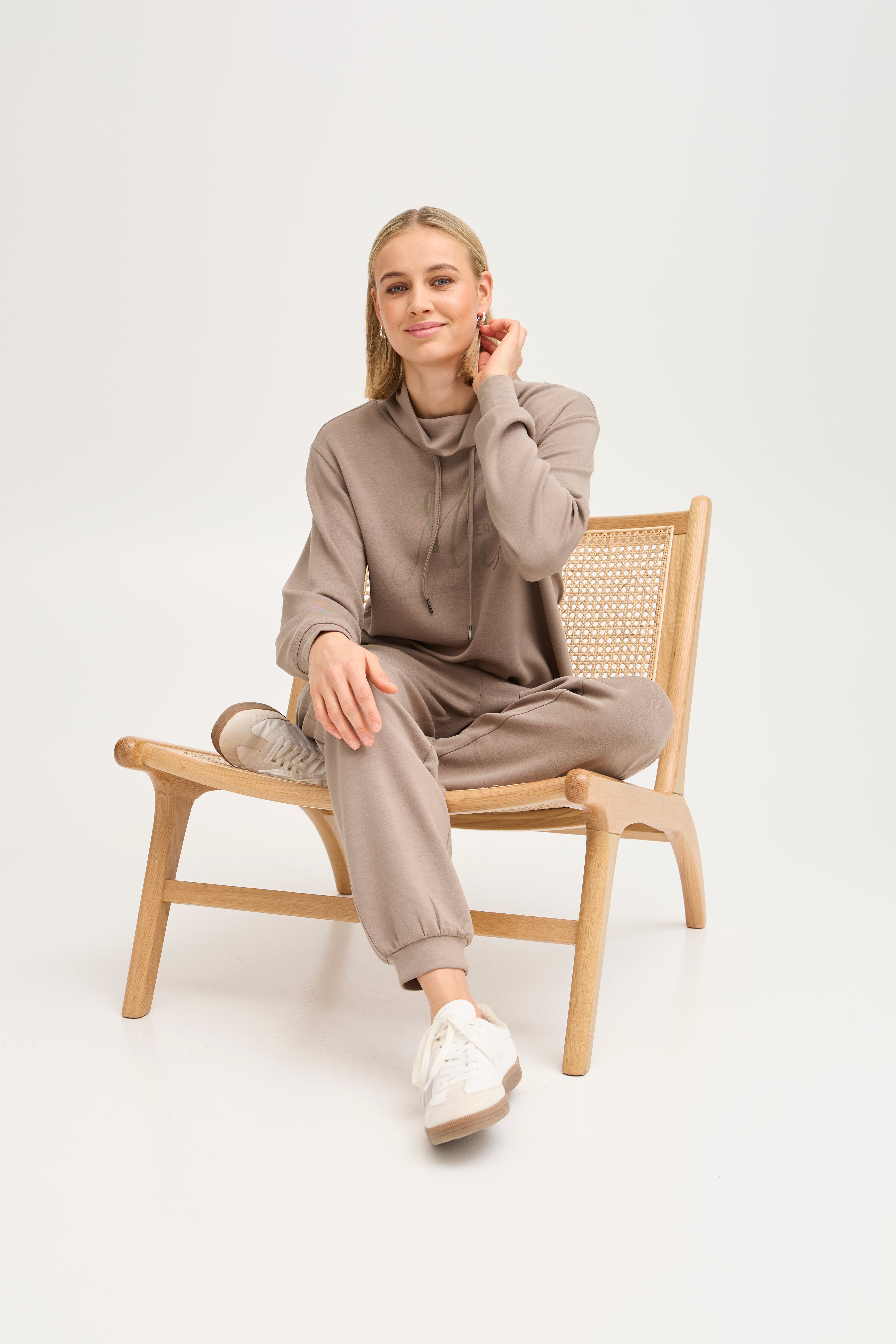 FRAURORA PA 3 Casual Hose LOCATION NONE 20615555-181110