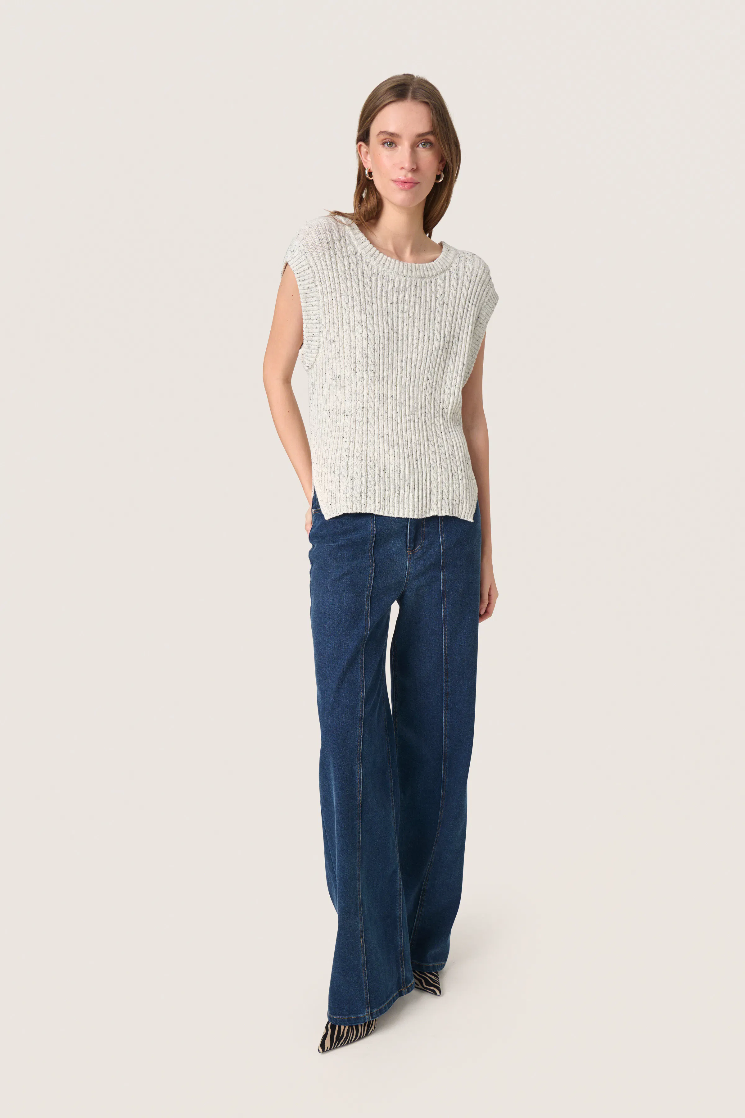 SLNymphadora Slipover LOOKBOOK FRONT 30408423-111001