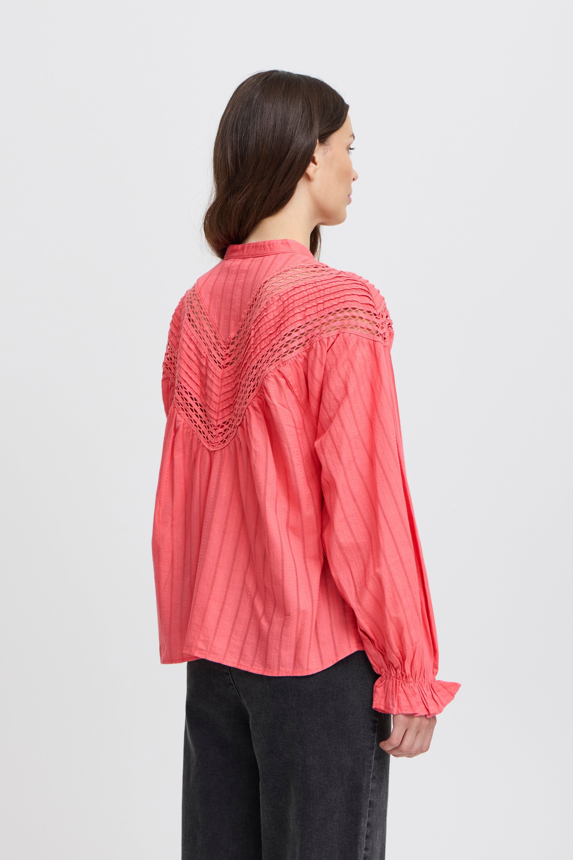 IRSAINTT Skjorte LOOKBOOK BACK 20123082-171927