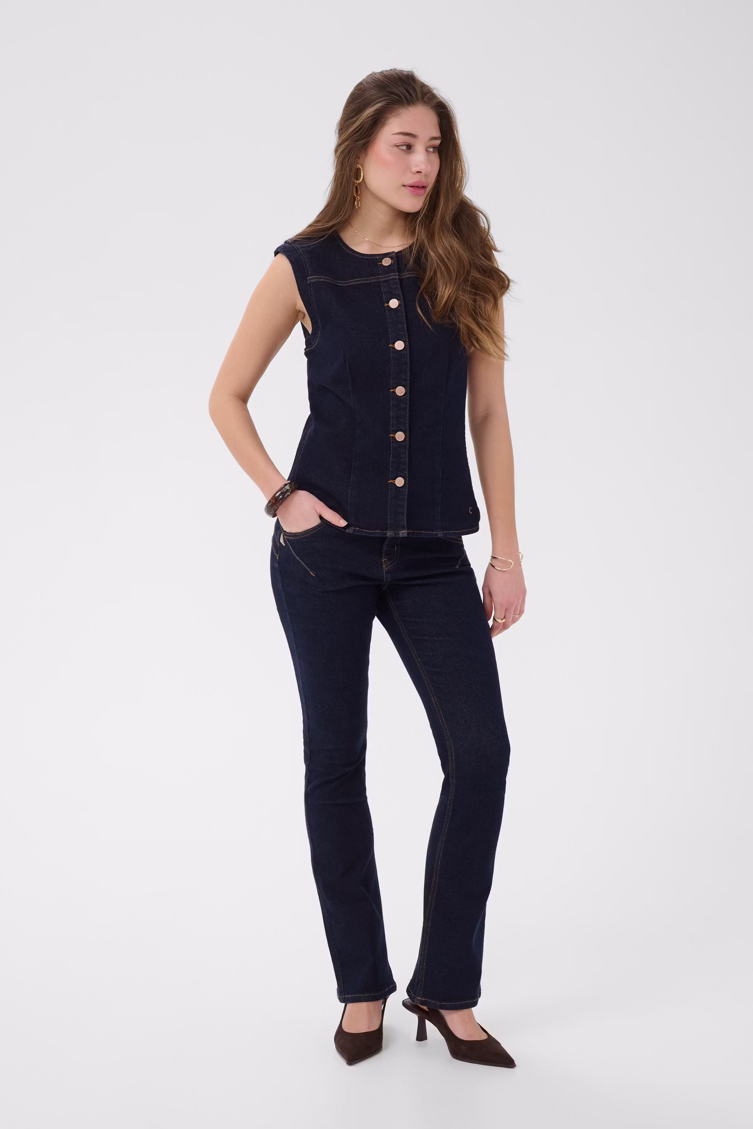 CRAmalie Bootcut Jeans LOOKBOOK FRONT 10650697-109555