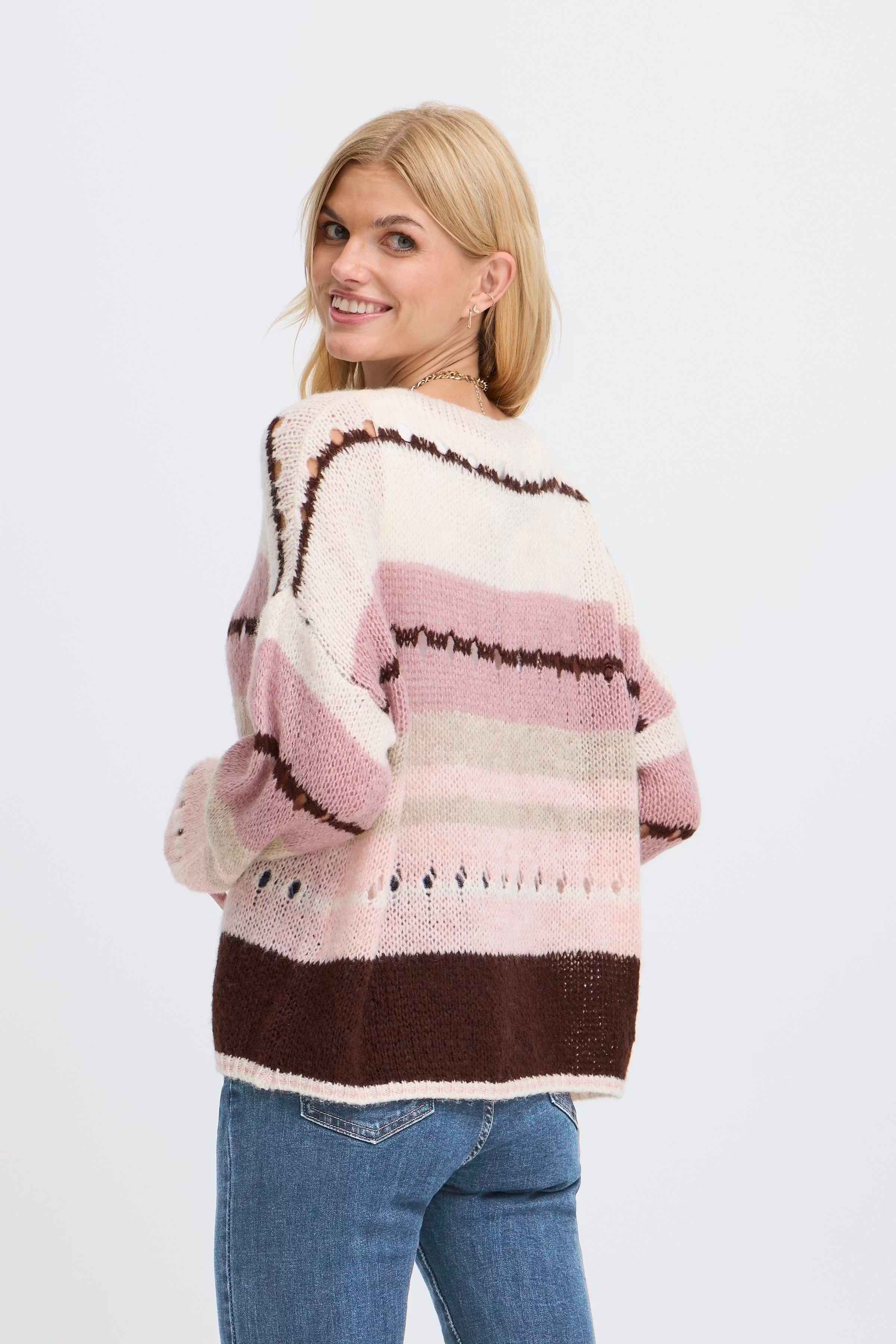 SBPRETTY Jeans LOOKBOOK BACK 22100944-202820