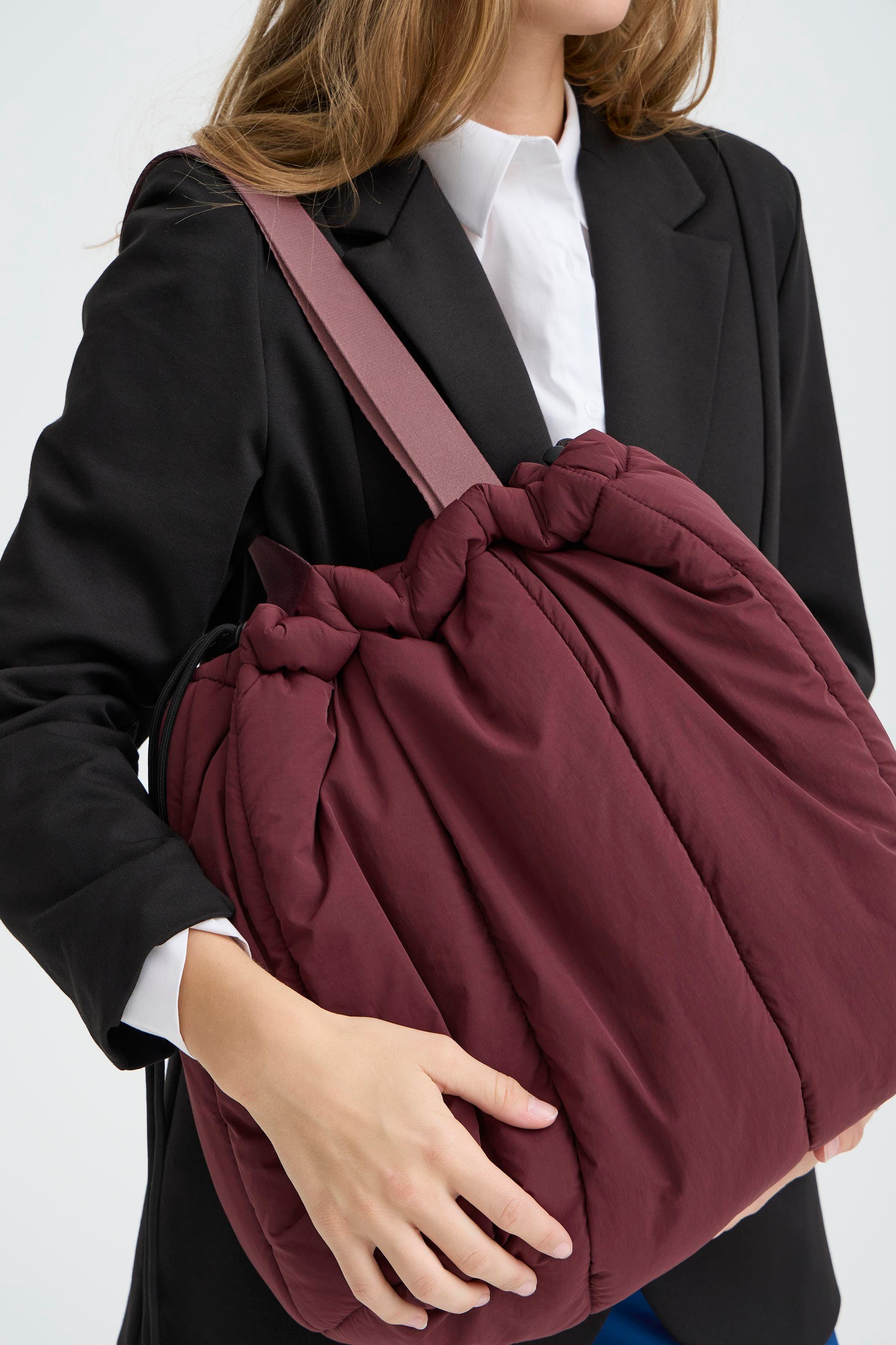 IAMICHELLE Bag LOOKBOOK FRONT 20124809-191627