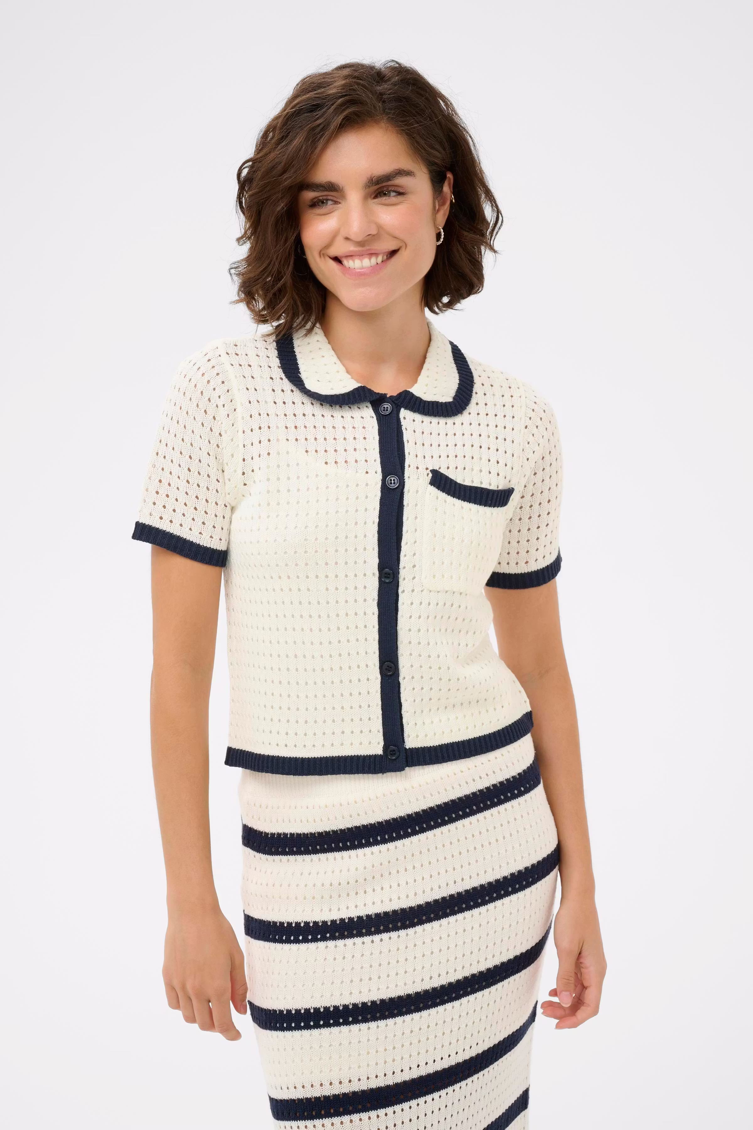 KAbrianna Cardigan LOOKBOOK DETAIL 10511645-110602