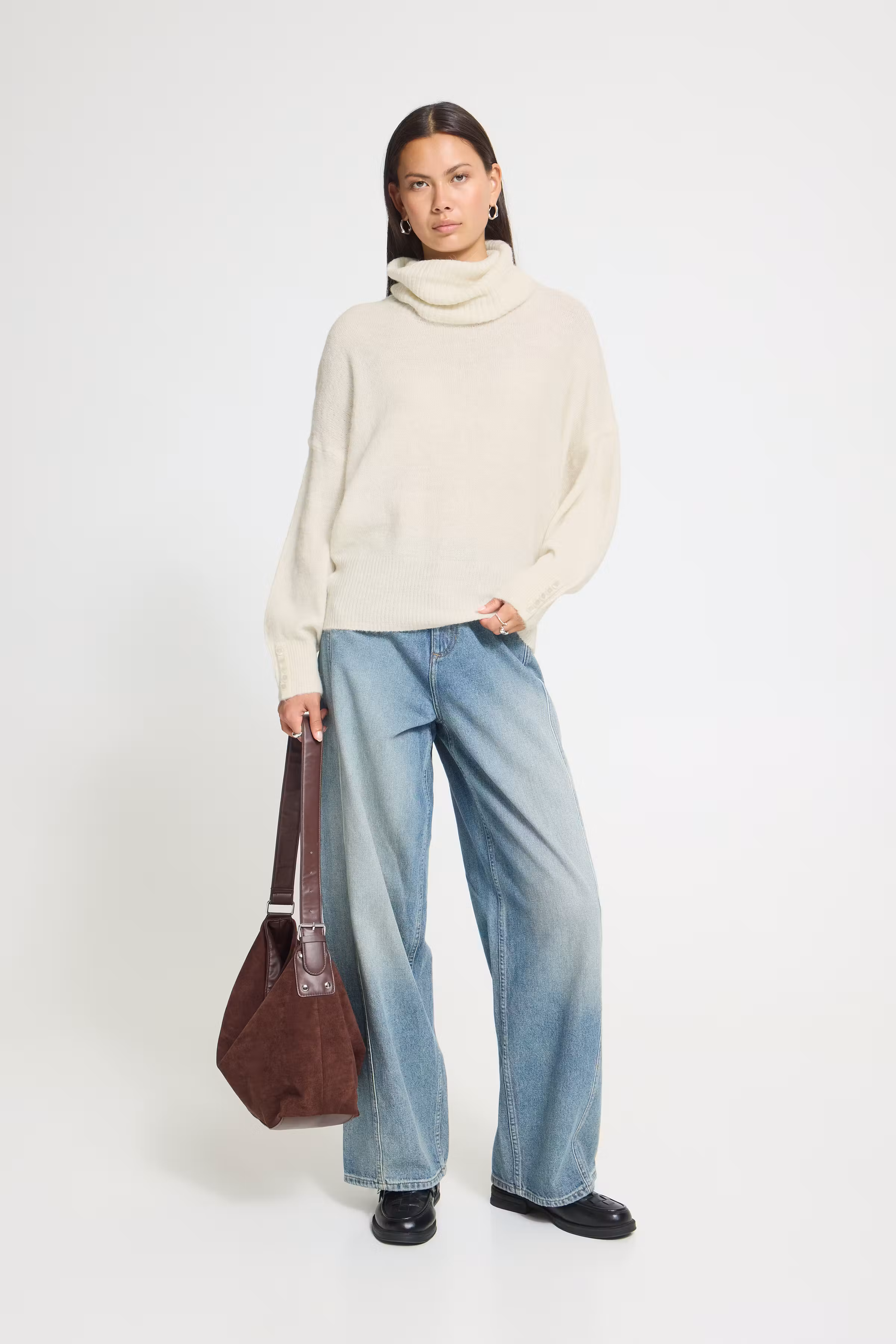 IHKAMARA Pullover LOOKBOOK FRONT 20121996-114201