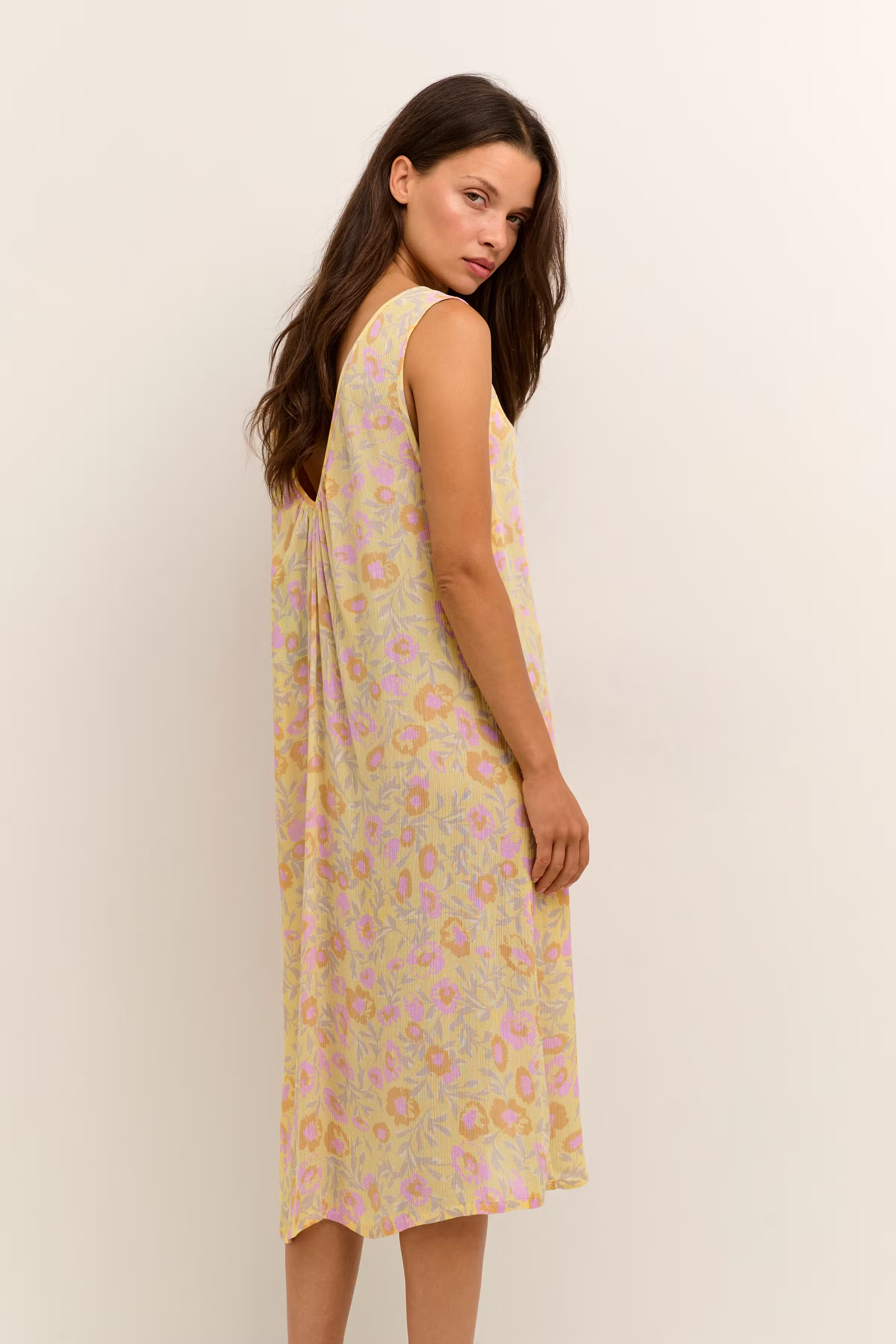 KAisolde Kjole LOOKBOOK BACK 10507515-104264