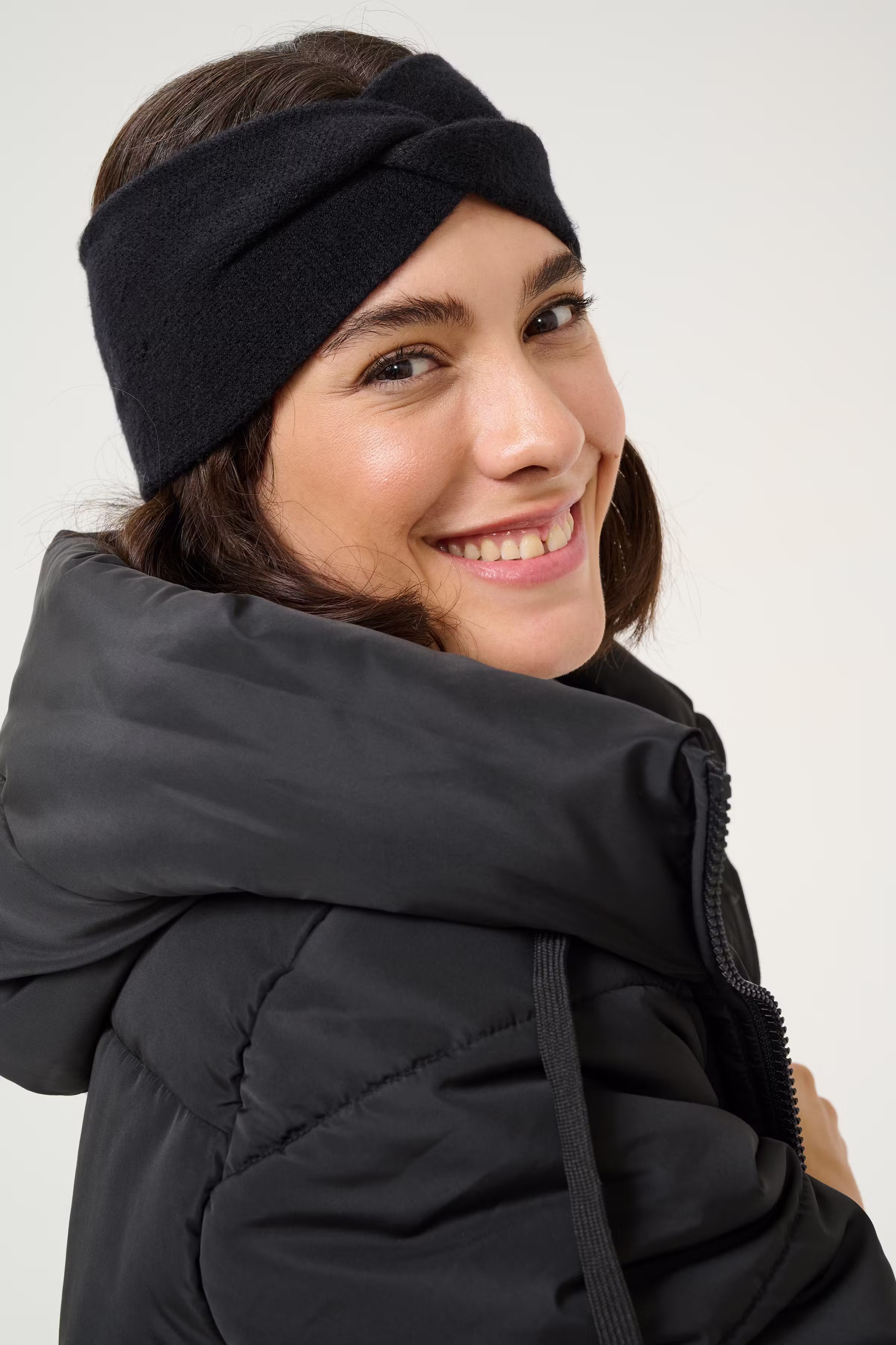 KAlotte Kapuze LOOKBOOK DETAIL 10508596-100121