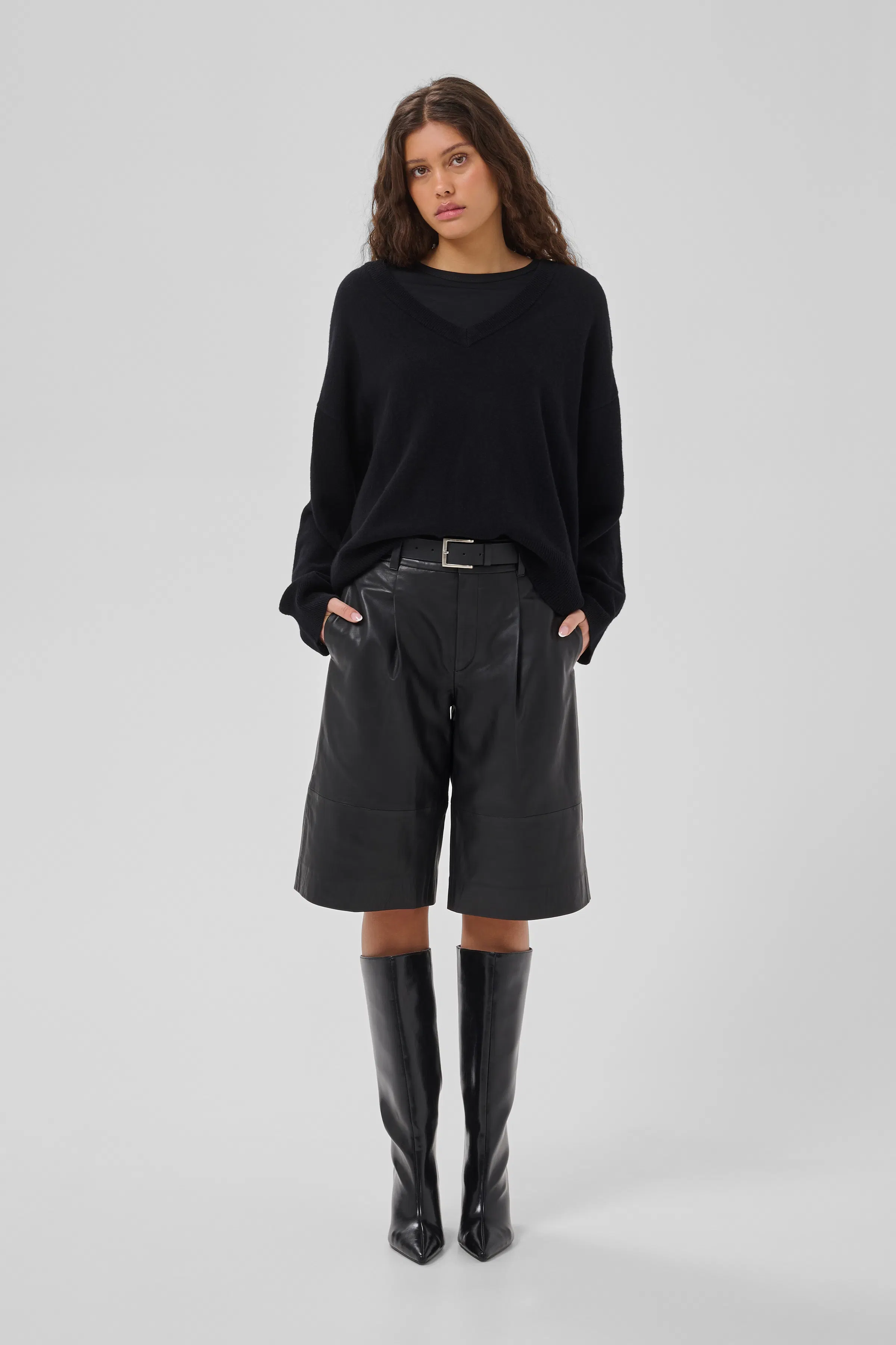 MWAkela Shorts LOOKBOOK FRONT 10705845-100031