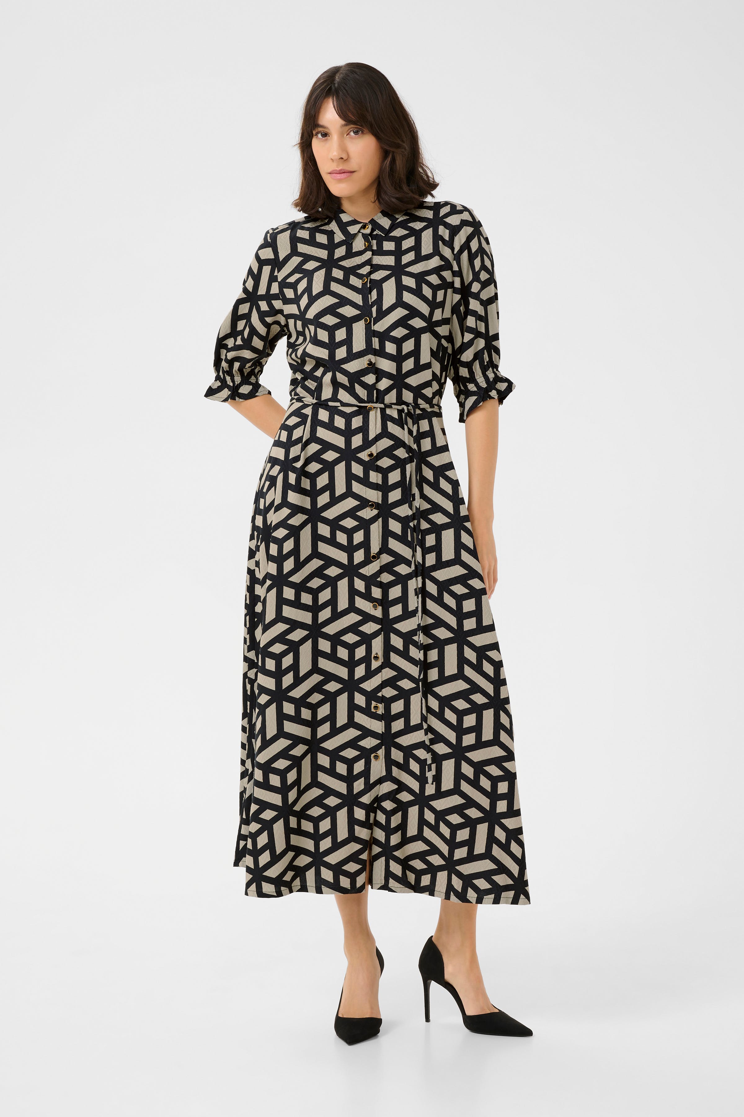 KAveronica Dress LOOKBOOK FRONT 10510188-107809