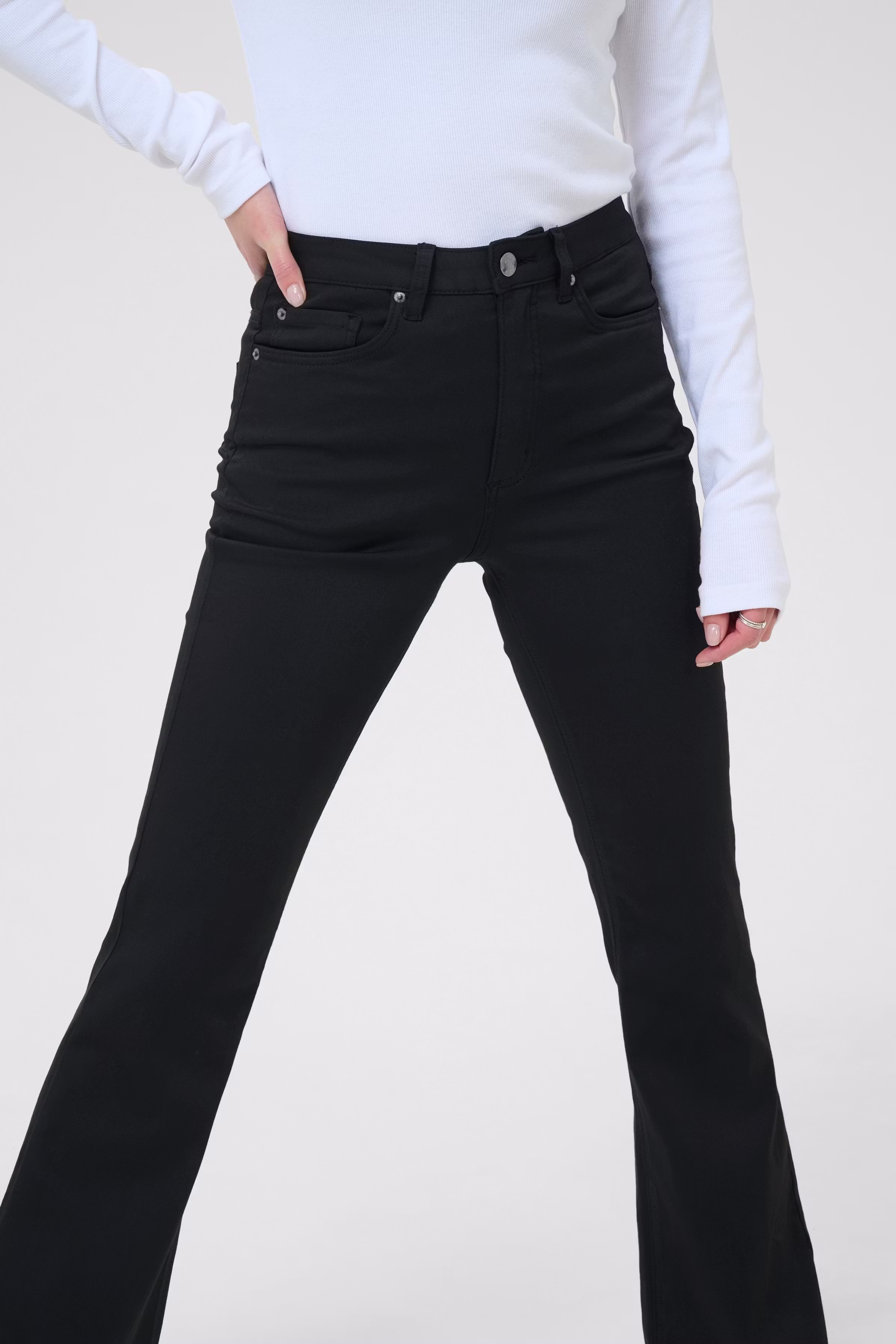 KAforest Jeans LOOKBOOK DETAIL 10510721-100121