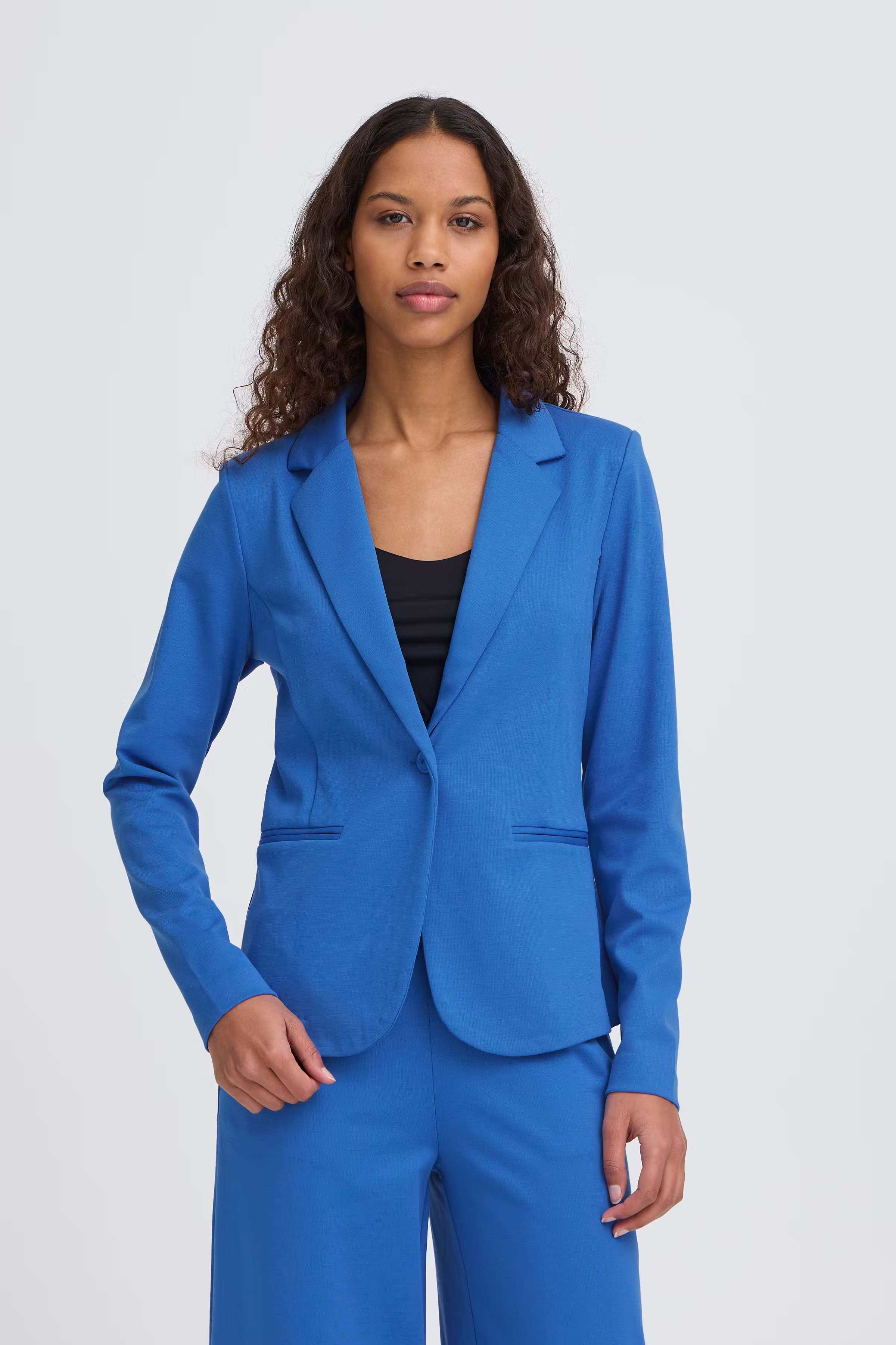 IHKATE Blazer LOOKBOOK FRONT 20101801-184048