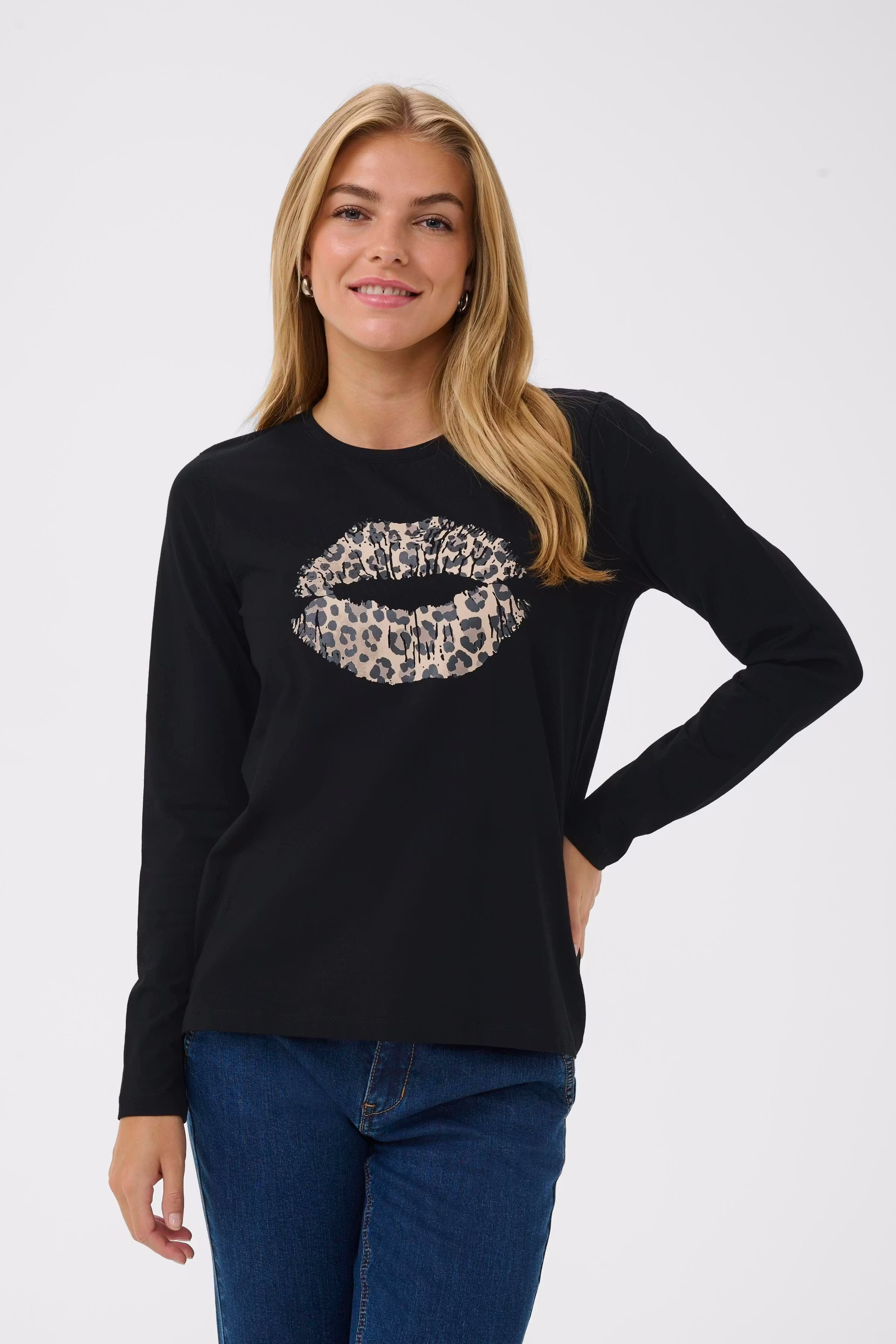 CUnorina T-shirt LOOKBOOK FRONT 50112957-500012