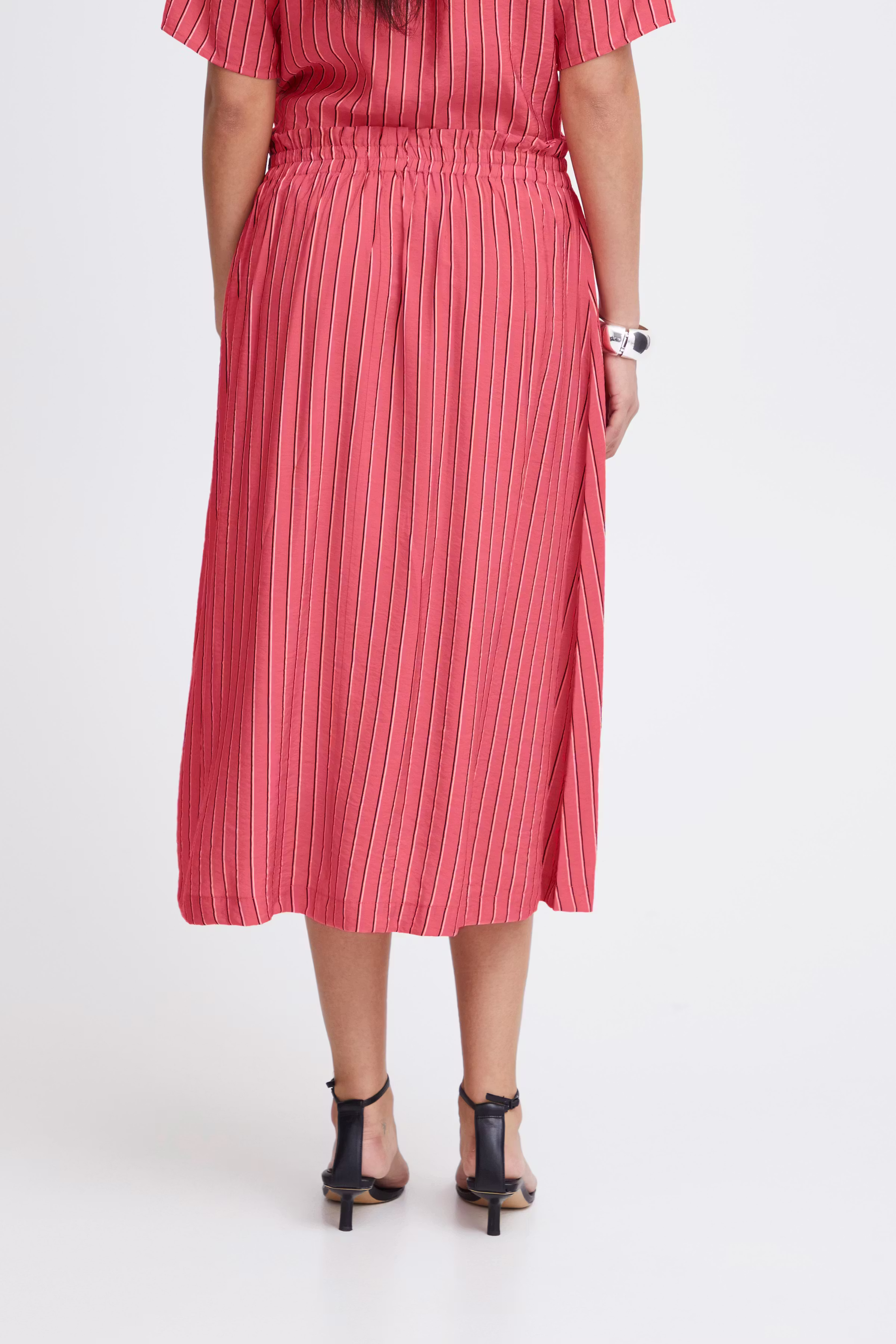 IHTALISA Nederdel LOOKBOOK BACK 20121249-171744