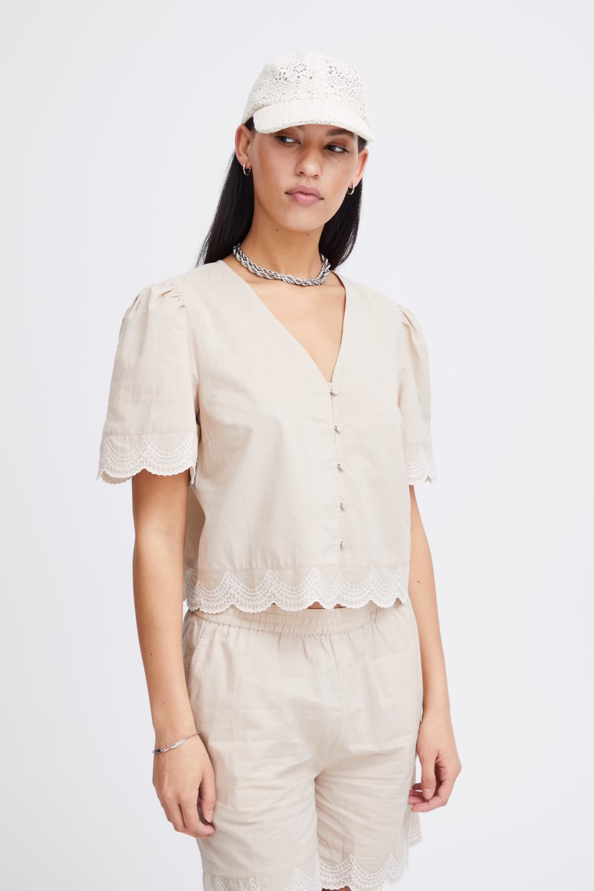 IATOYA Hatt LOOKBOOK FRONT 20121384-130905