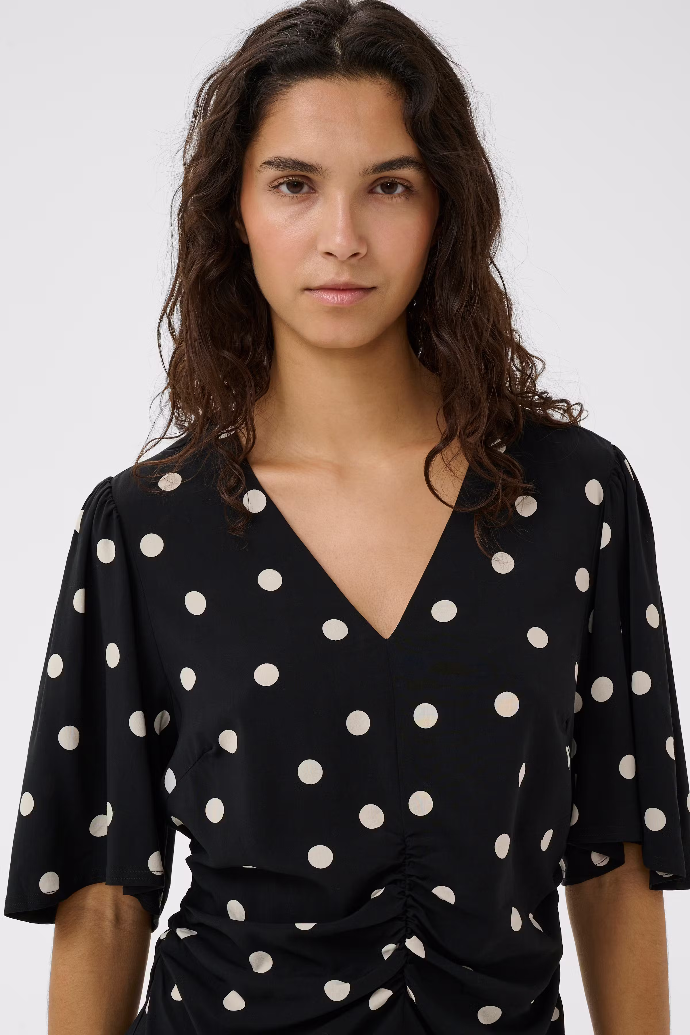 SLArjana Top LOOKBOOK DETAIL 30409284-305254