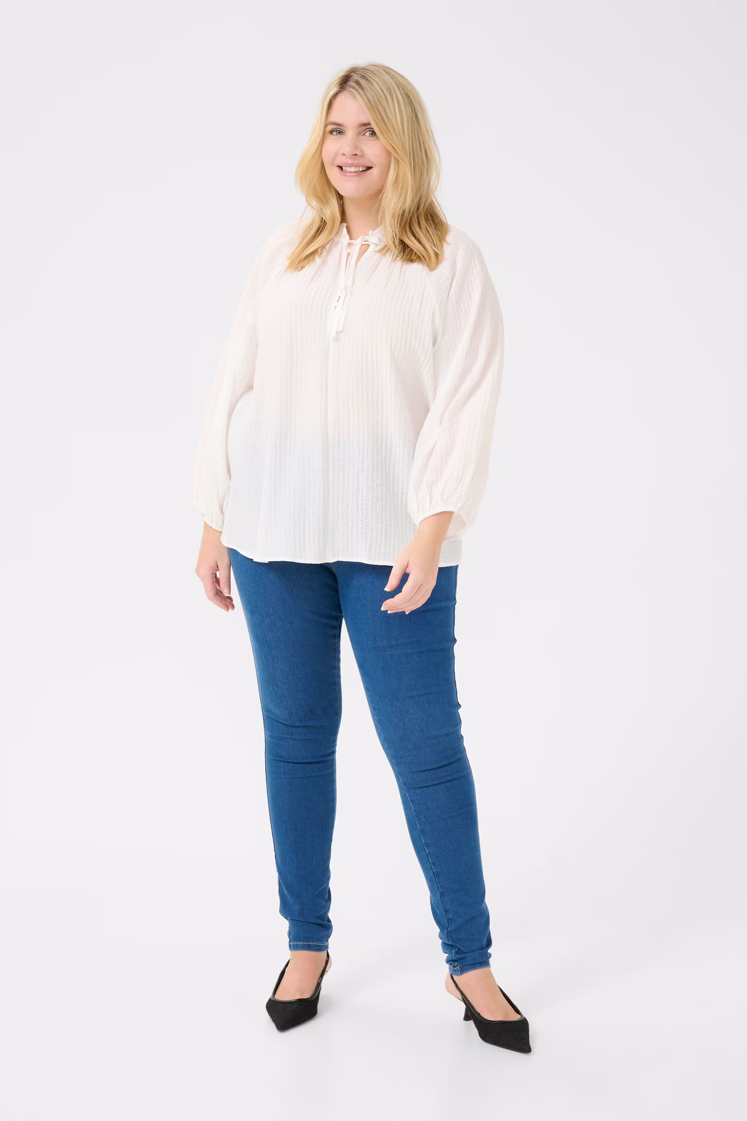KClinna Blouse LOOKBOOK FRONT 10582870-110602