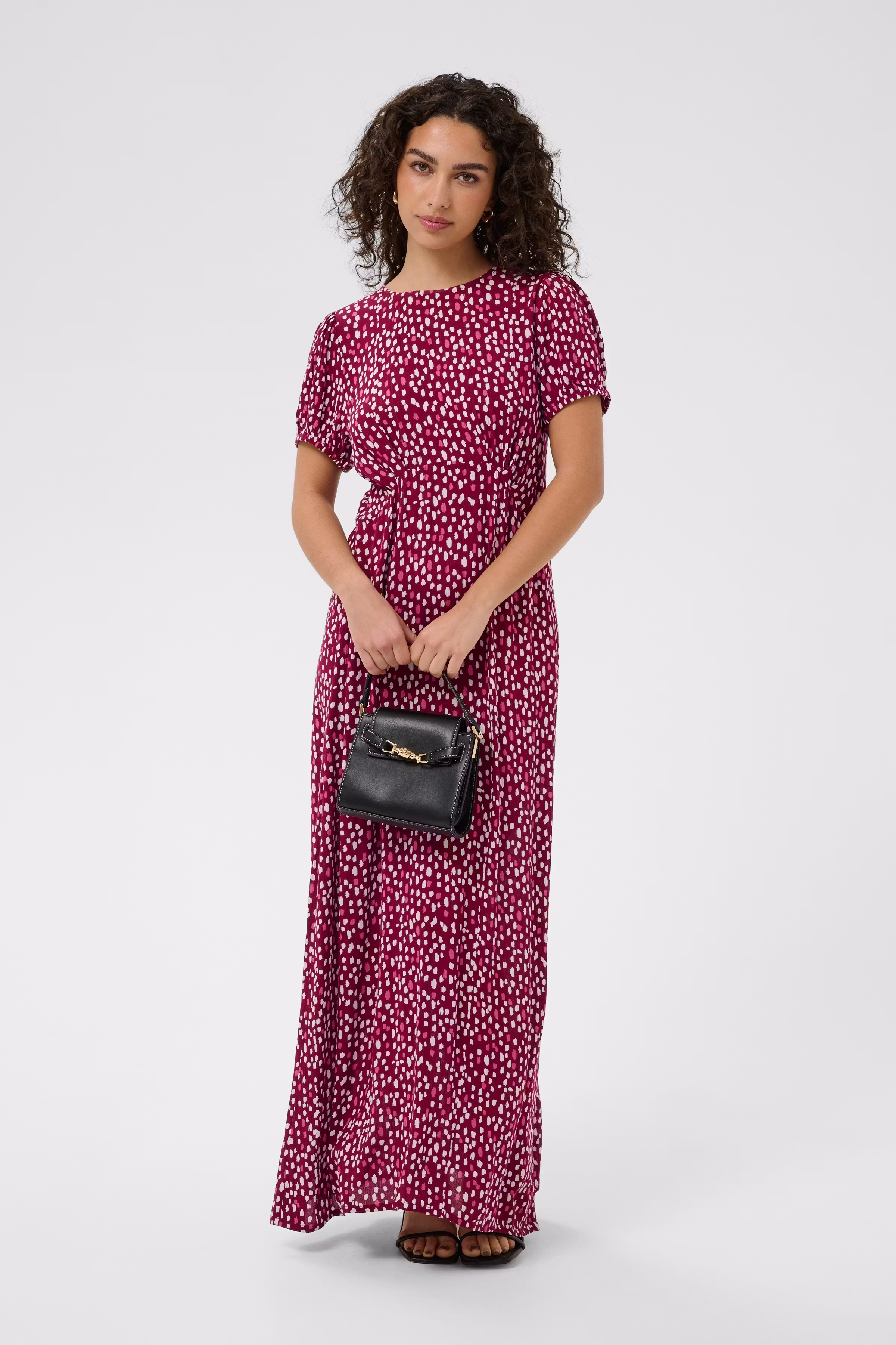 KAlory Kjole LOOKBOOK FRONT 10512454-1000118