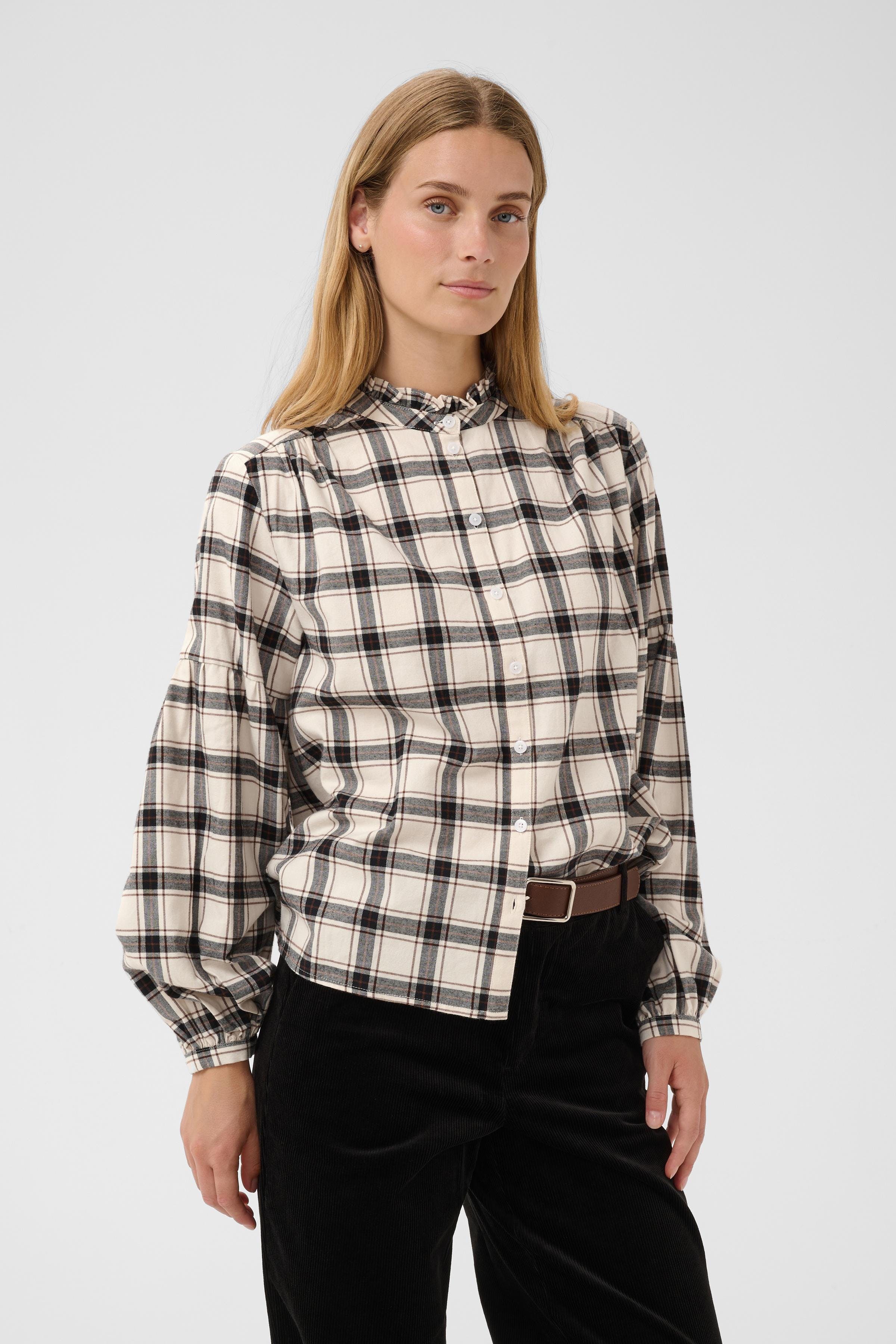 SamillaPW Skjorte LOOKBOOK FRONT 30311150-305637
