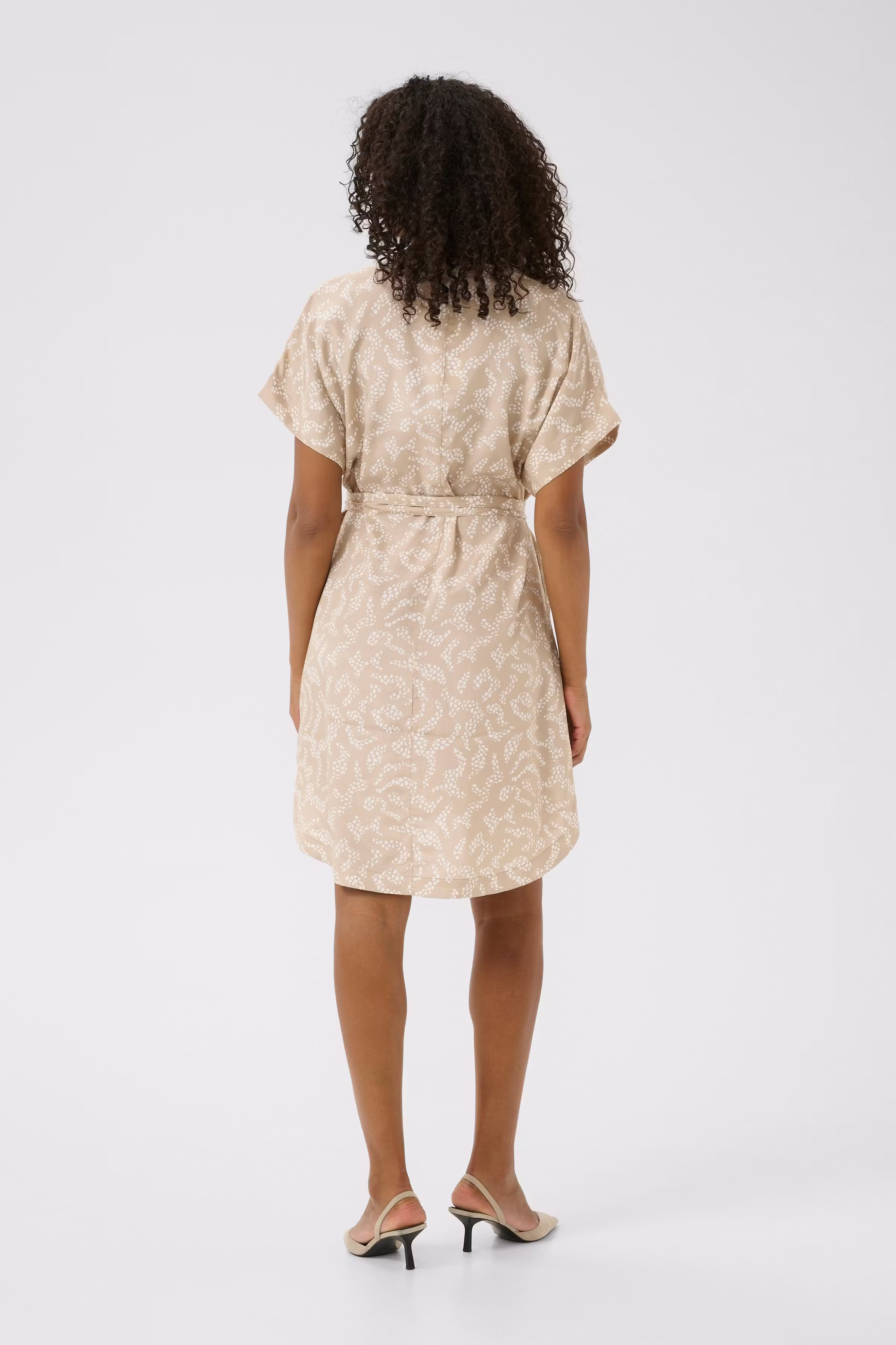 KAbaton Kleid LOOKBOOK BACK 10509919-108281
