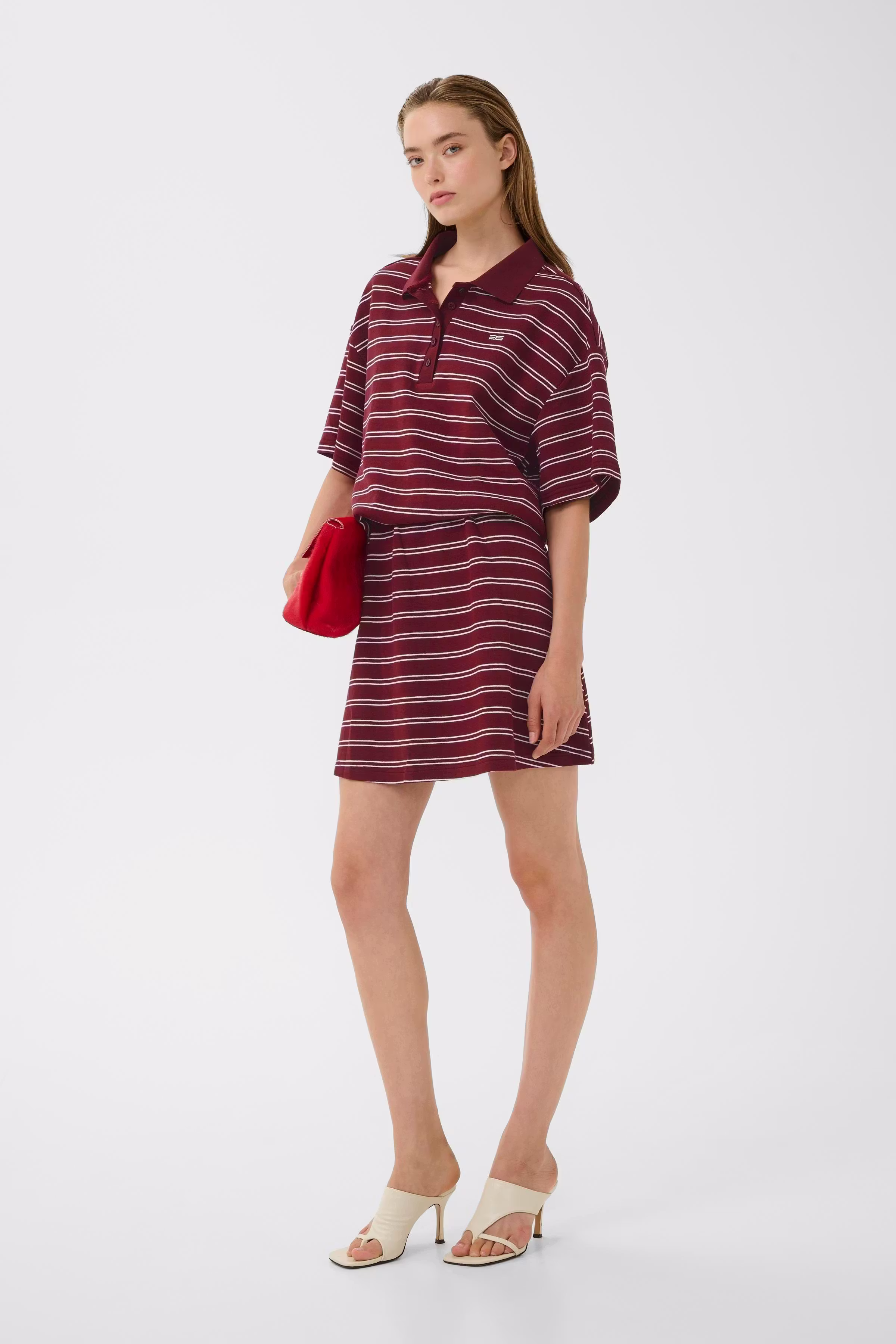 GZpilova T-shirt LOOKBOOK FRONT 10911229-109417