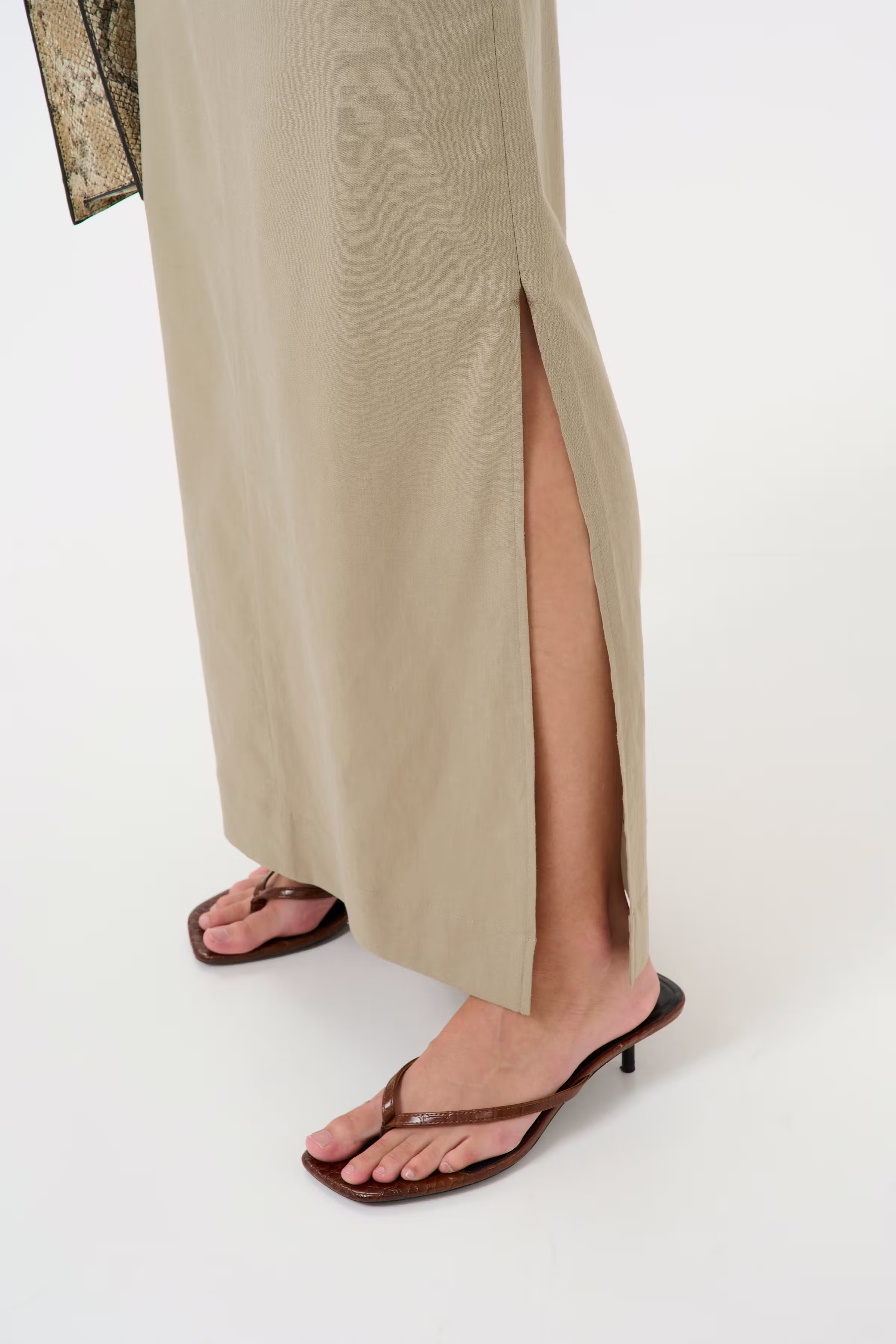 GZizza linen skirt LOOKBOOK DETAIL 10910283-170510