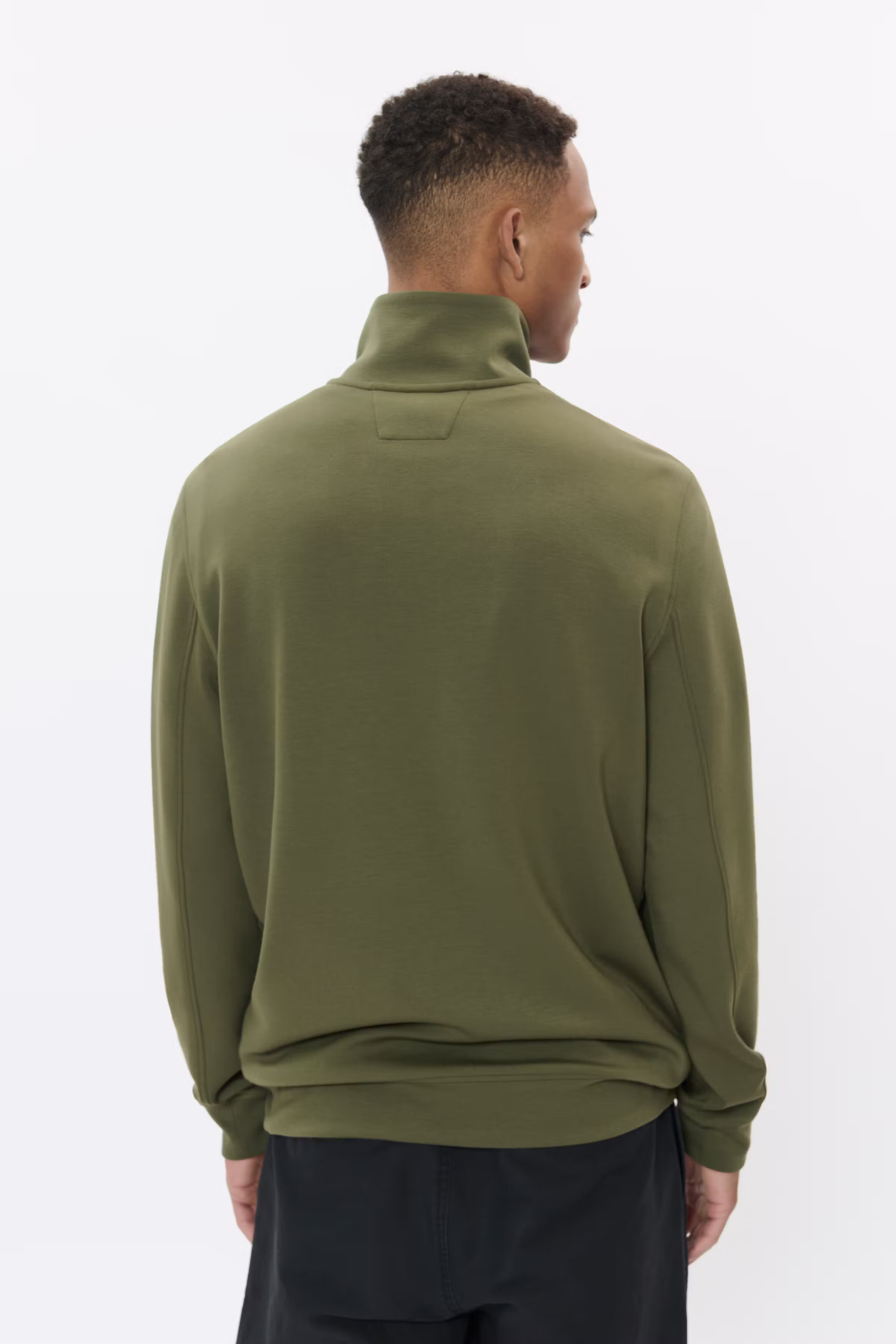 MAkade Pullover LOOKBOOK BACK 30207518-190515