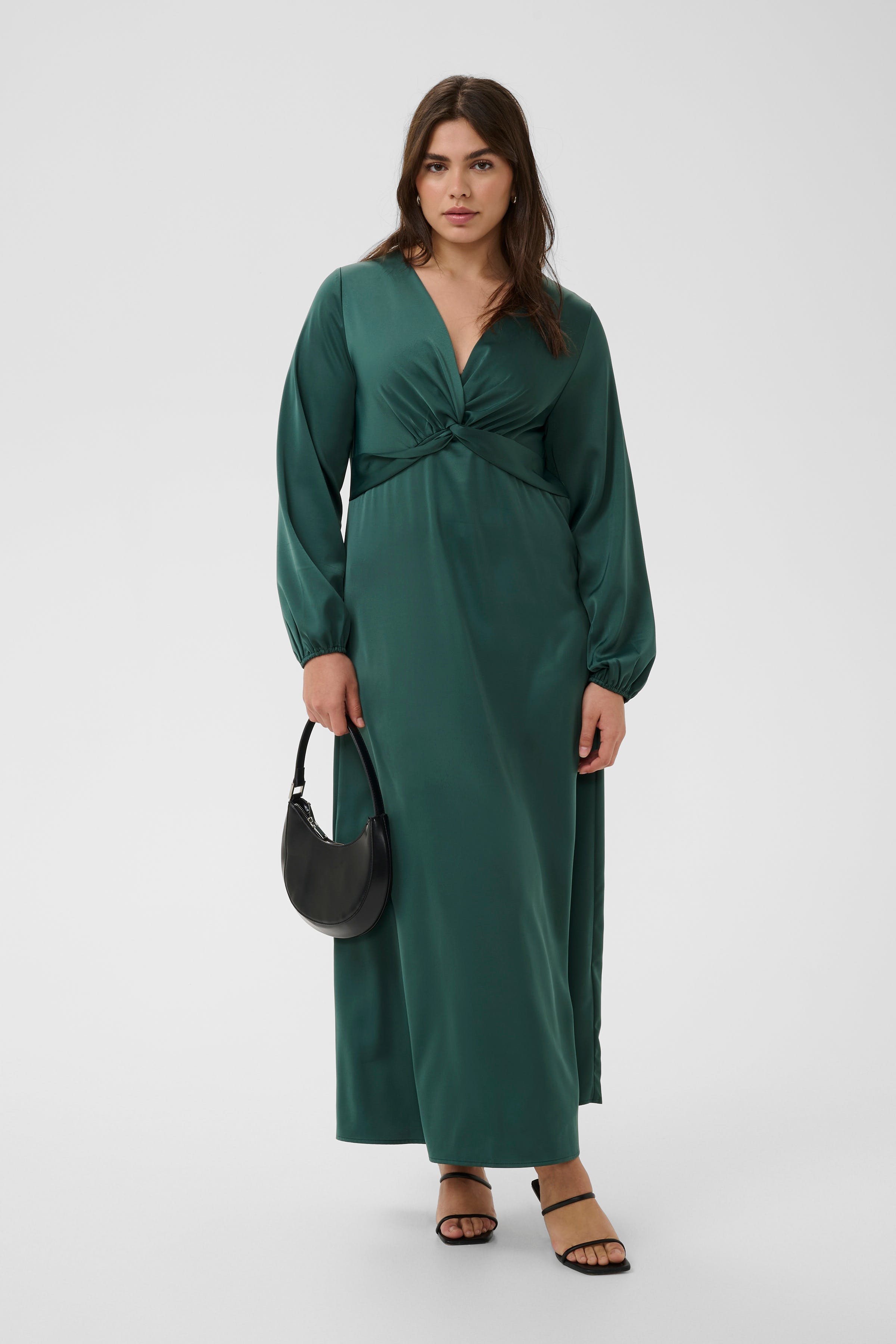 KCjamie Dress LOOKBOOK FRONT 10584343-109898