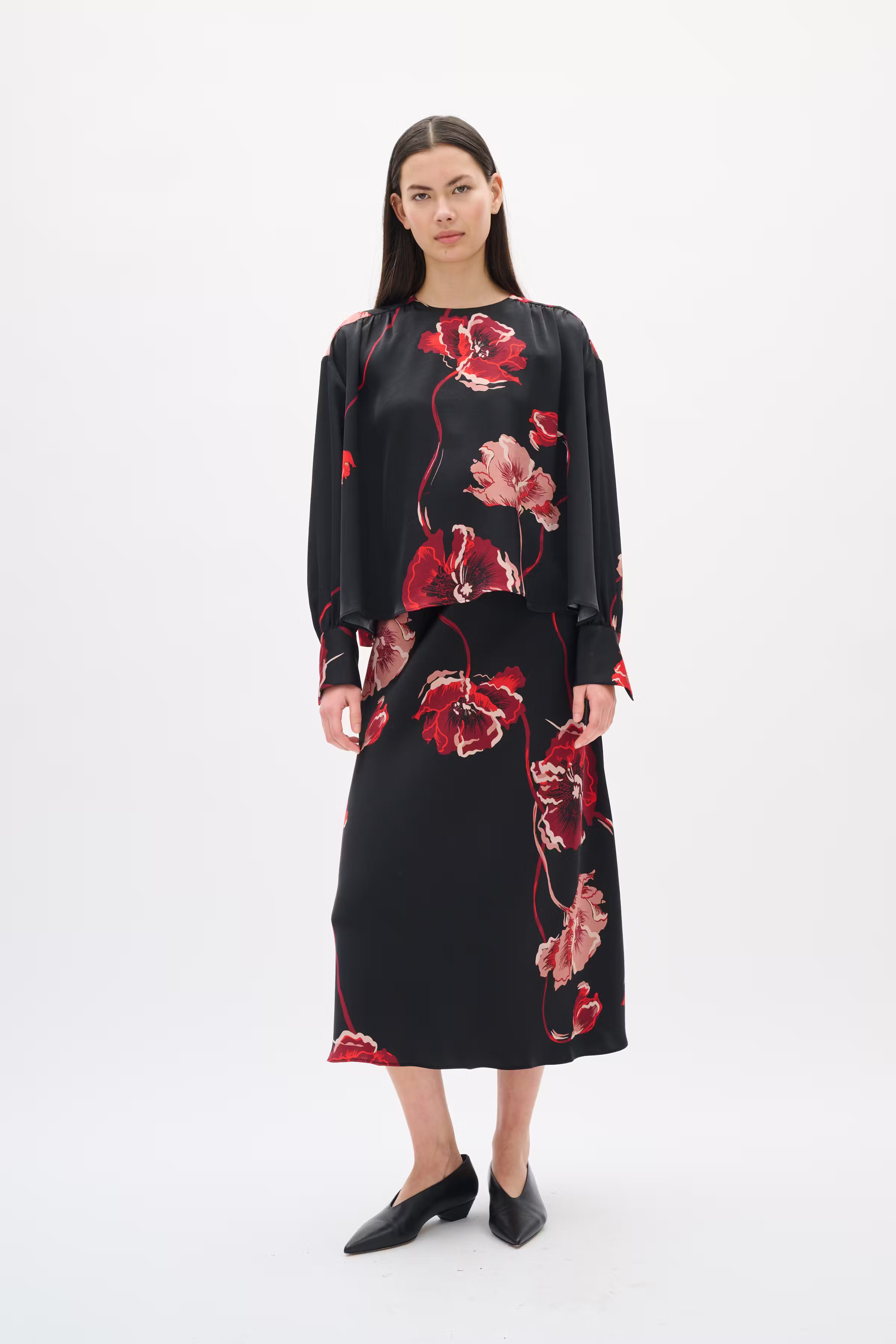 DAWNIW Skirt LOOKBOOK FRONT 30112010-900002573